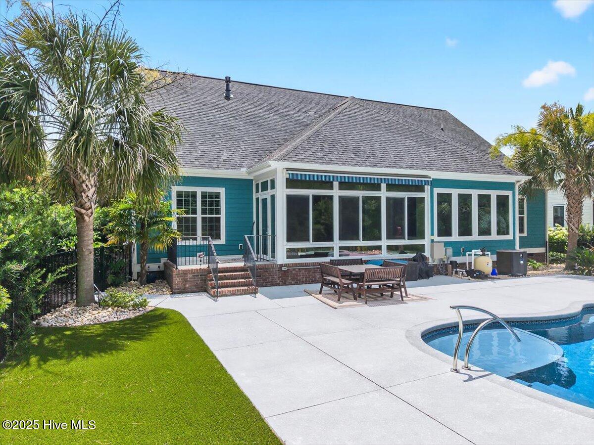 2744 Cedar Crest Drive