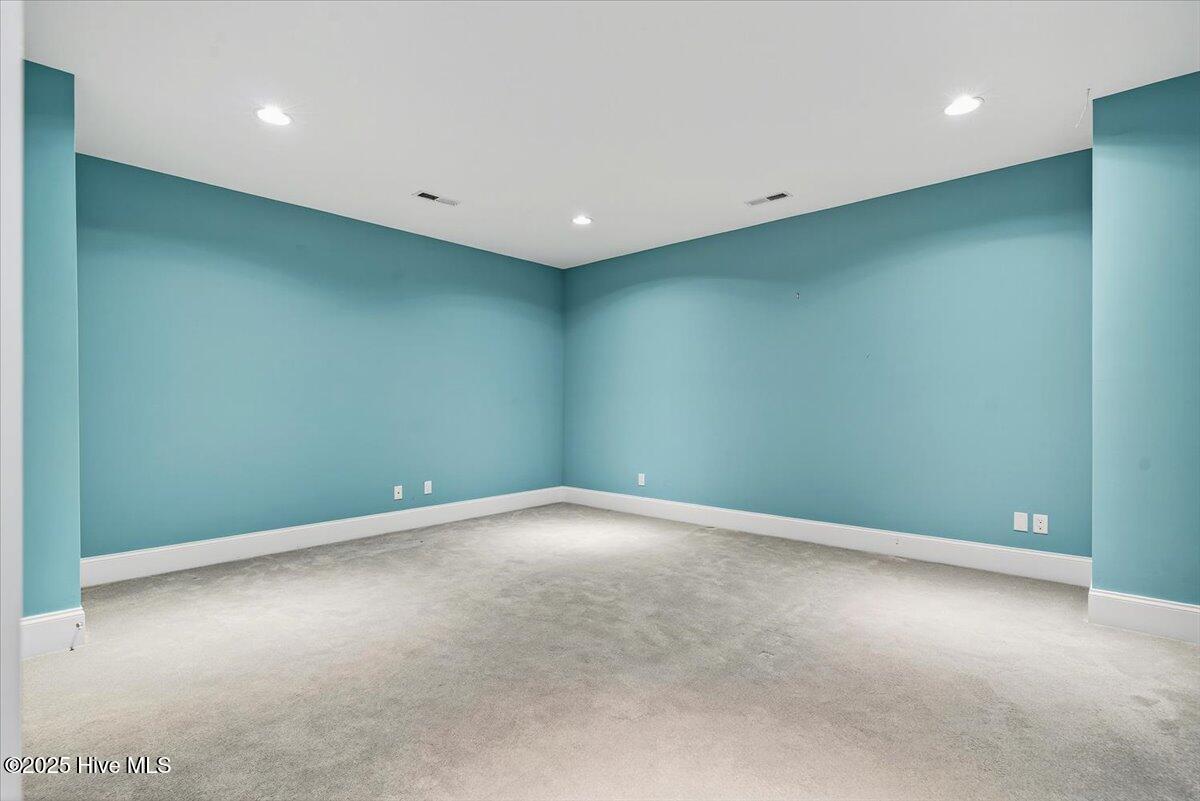 2744 Cedar Crest Drive