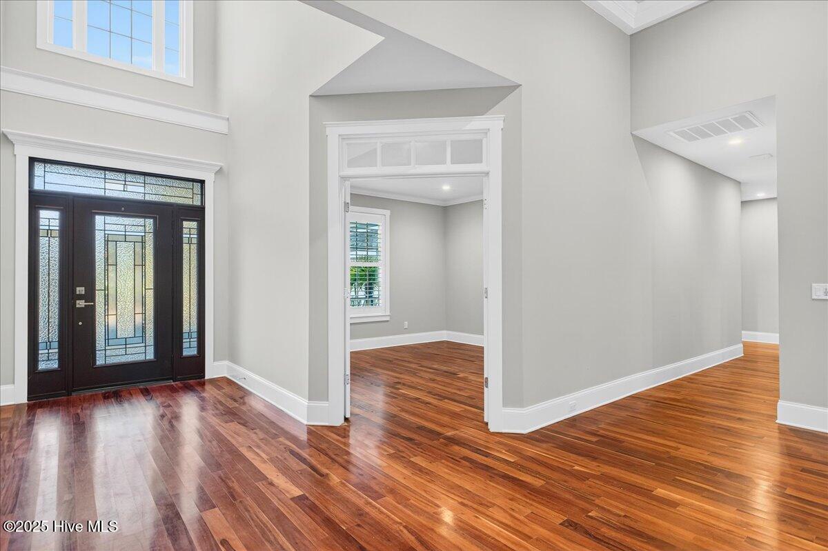 2744 Cedar Crest Drive