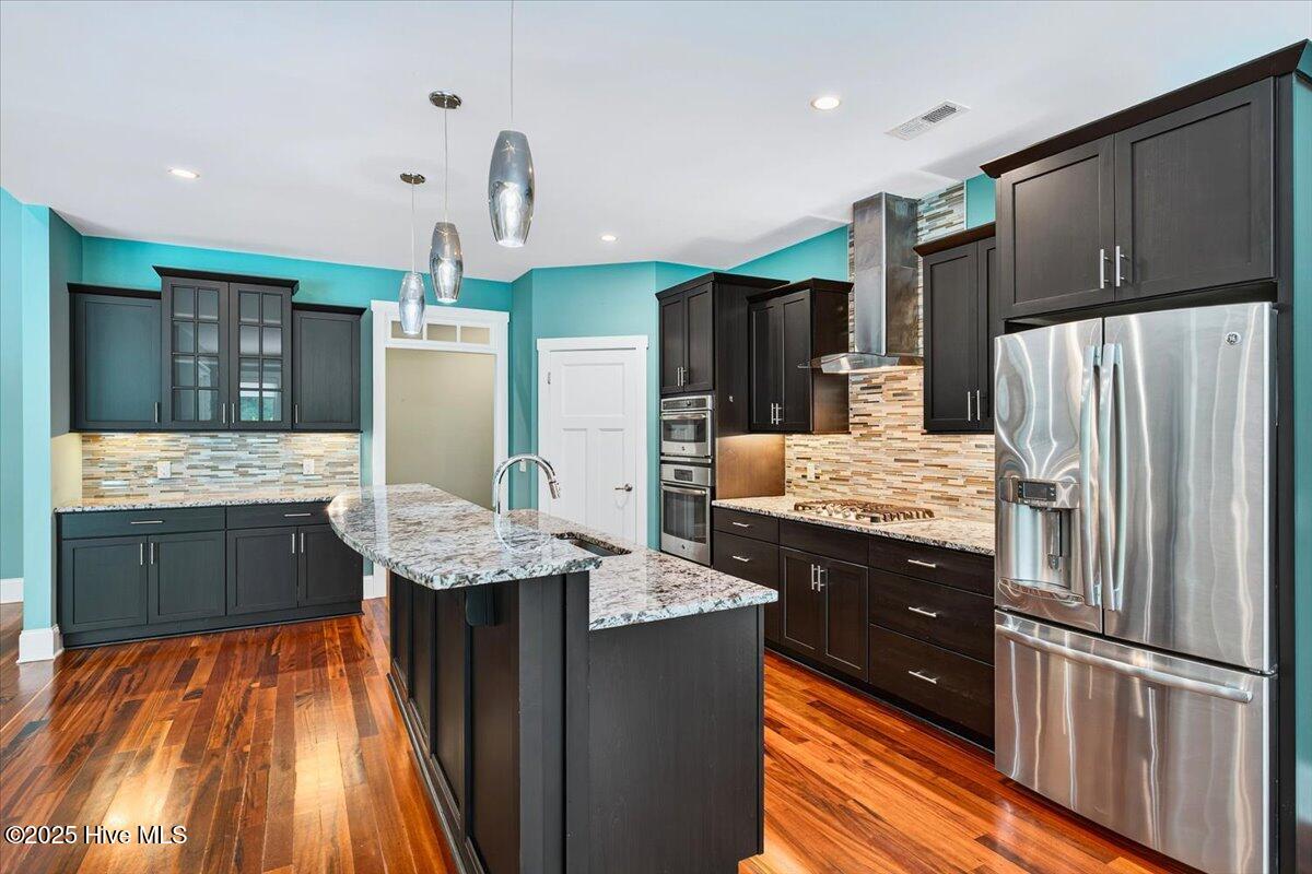 2744 Cedar Crest Drive