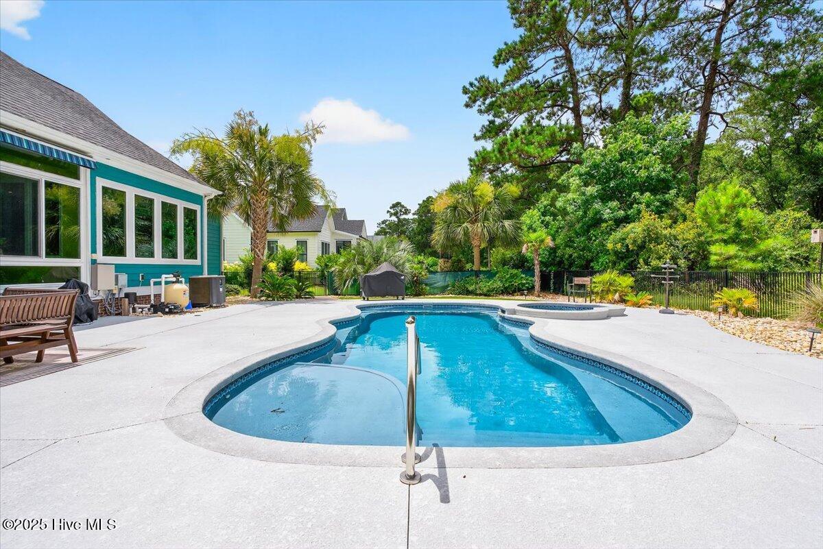 2744 Cedar Crest Drive