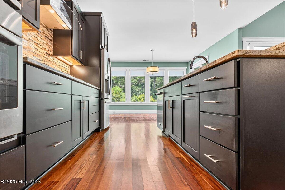 2744 Cedar Crest Drive