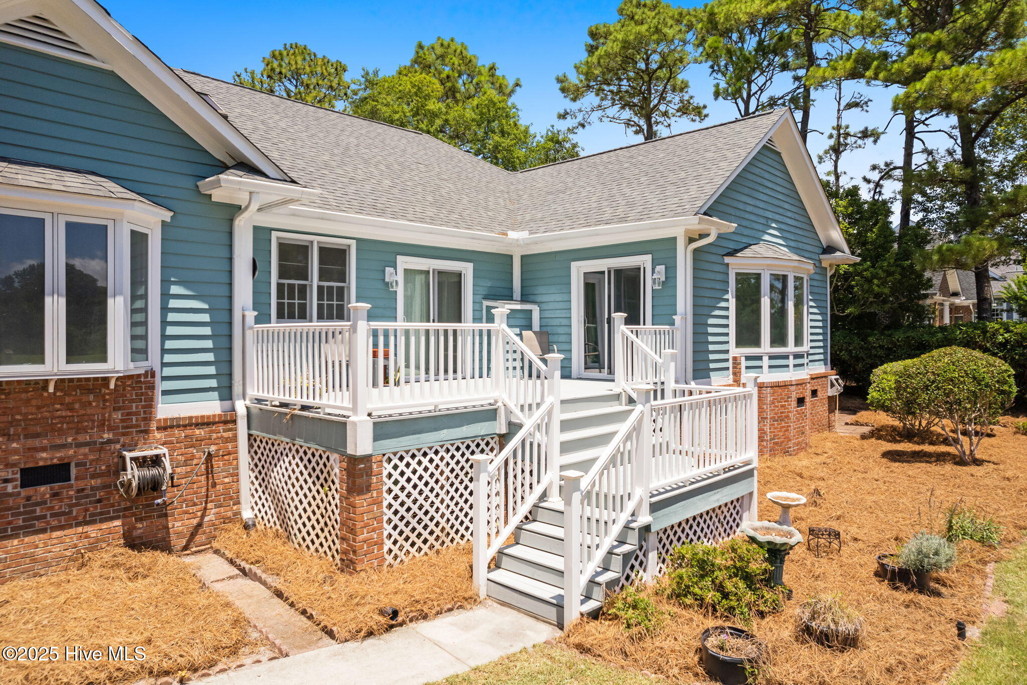 3223 St Andrews Circle SE