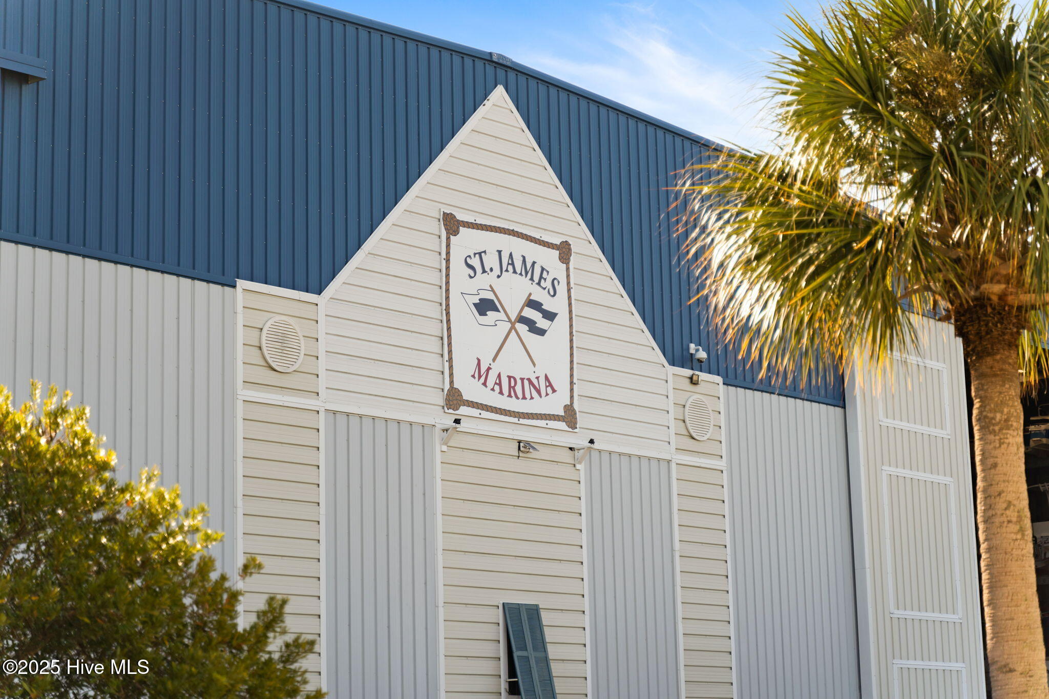 3223 St Andrews Circle SE