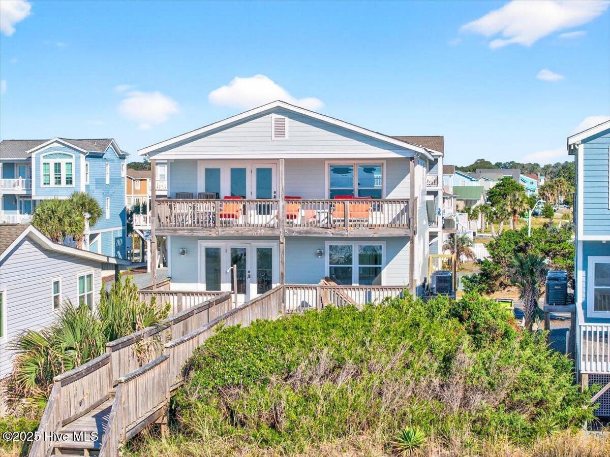 877 Ocean Boulevard W