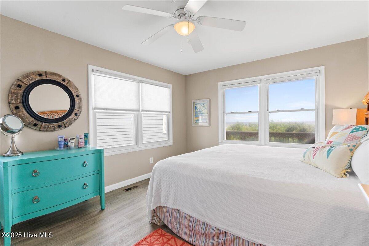 877 Ocean Boulevard W