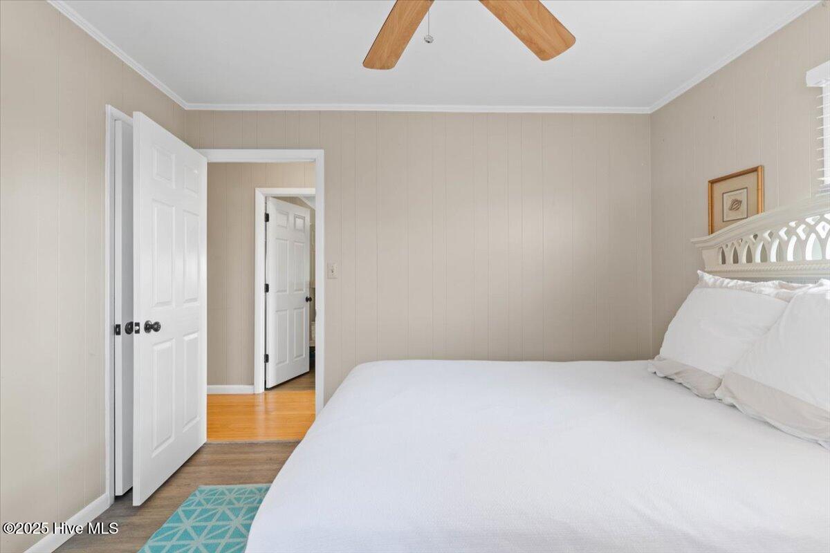 877 Ocean Boulevard W