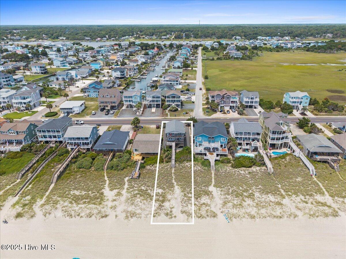 877 Ocean Boulevard W
