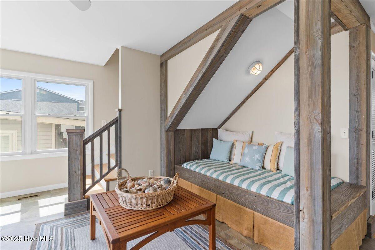 877 Ocean Boulevard W