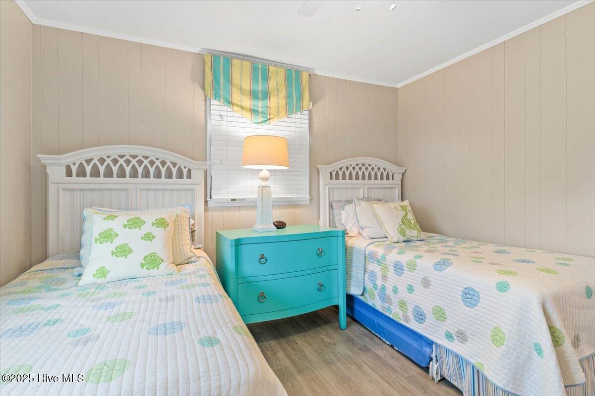 877 Ocean Boulevard W