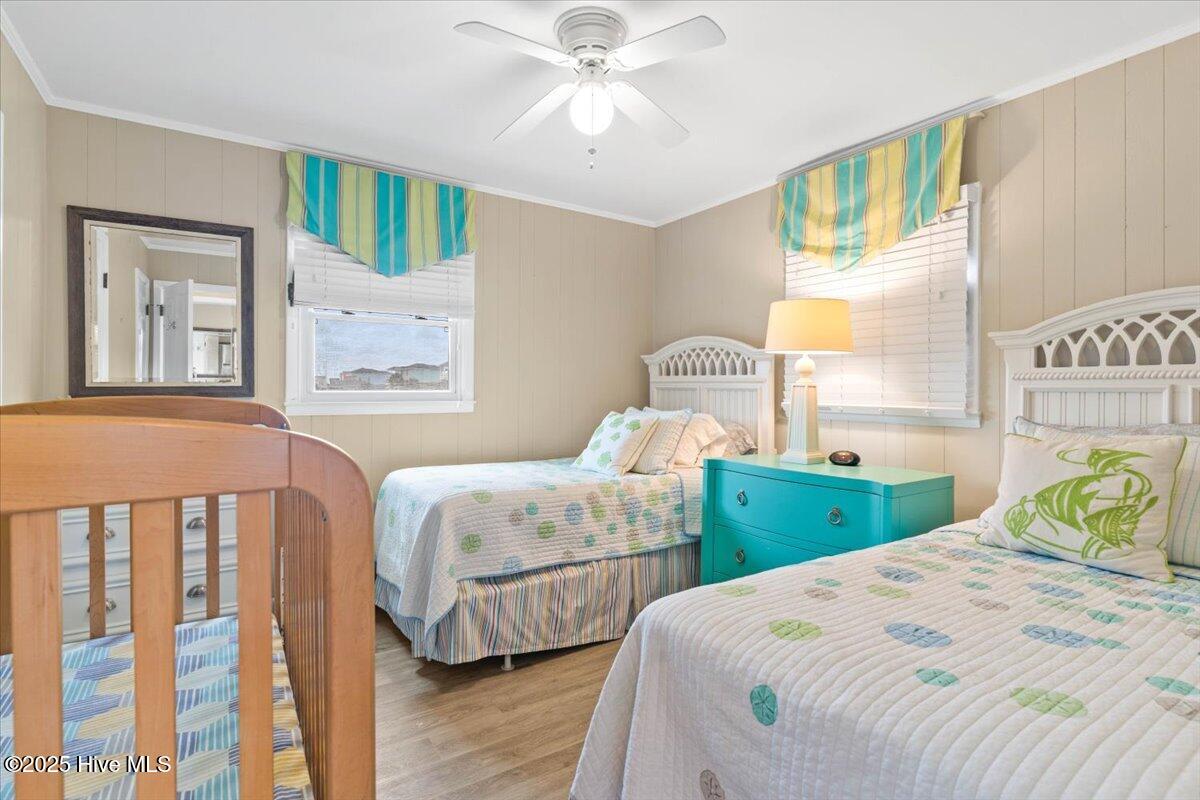 877 Ocean Boulevard W