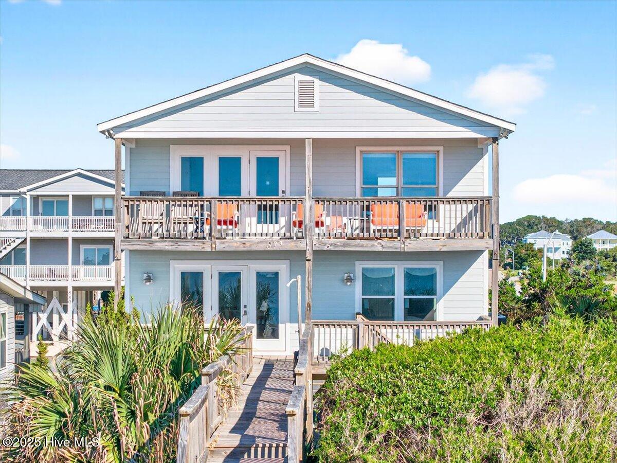 877 Ocean Boulevard W