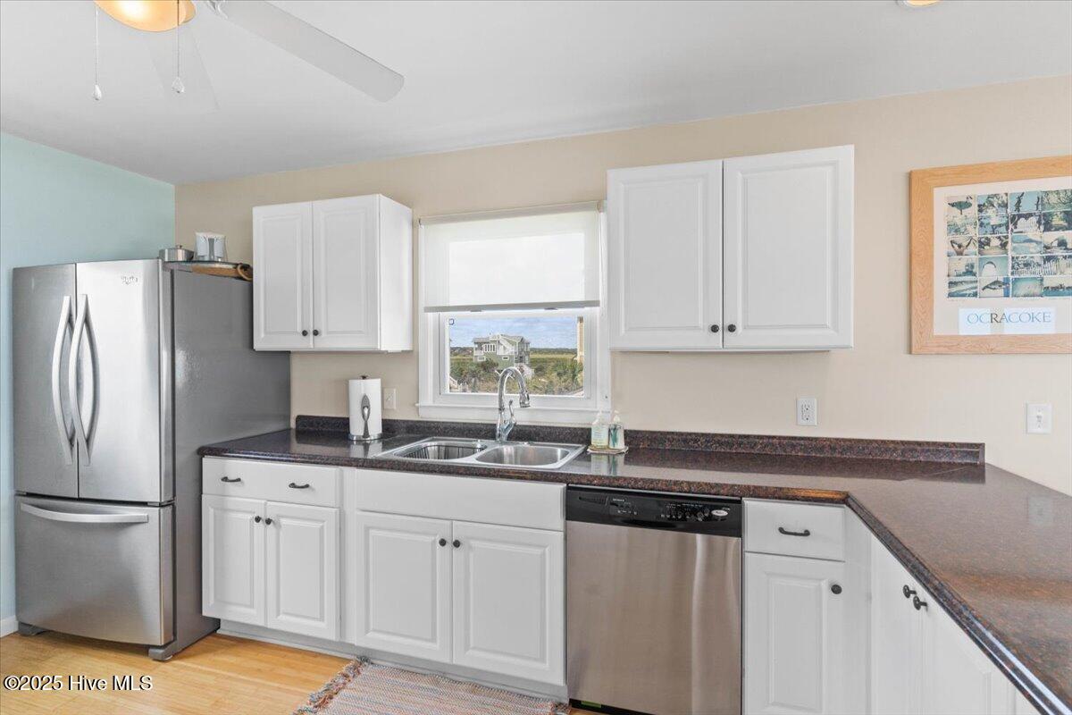 877 Ocean Boulevard W