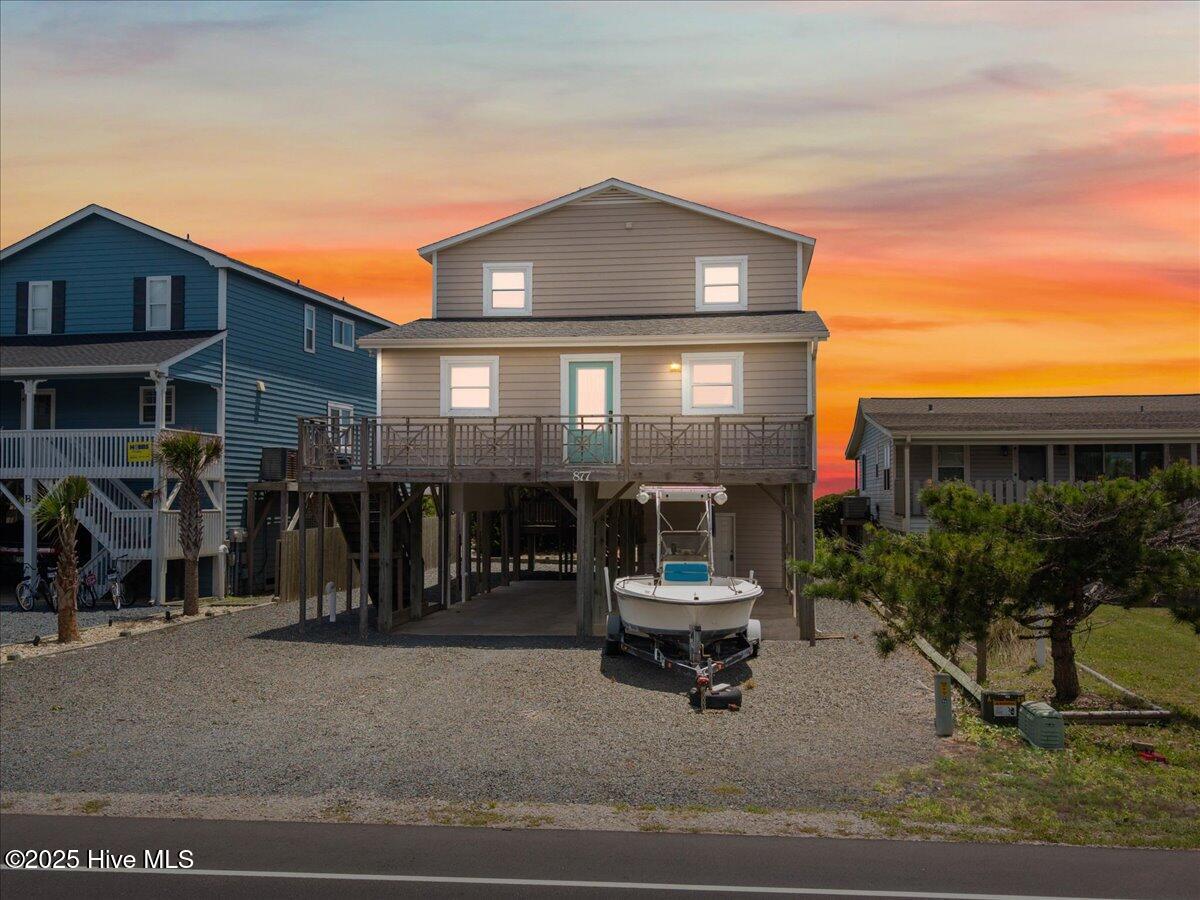 877 Ocean Boulevard W