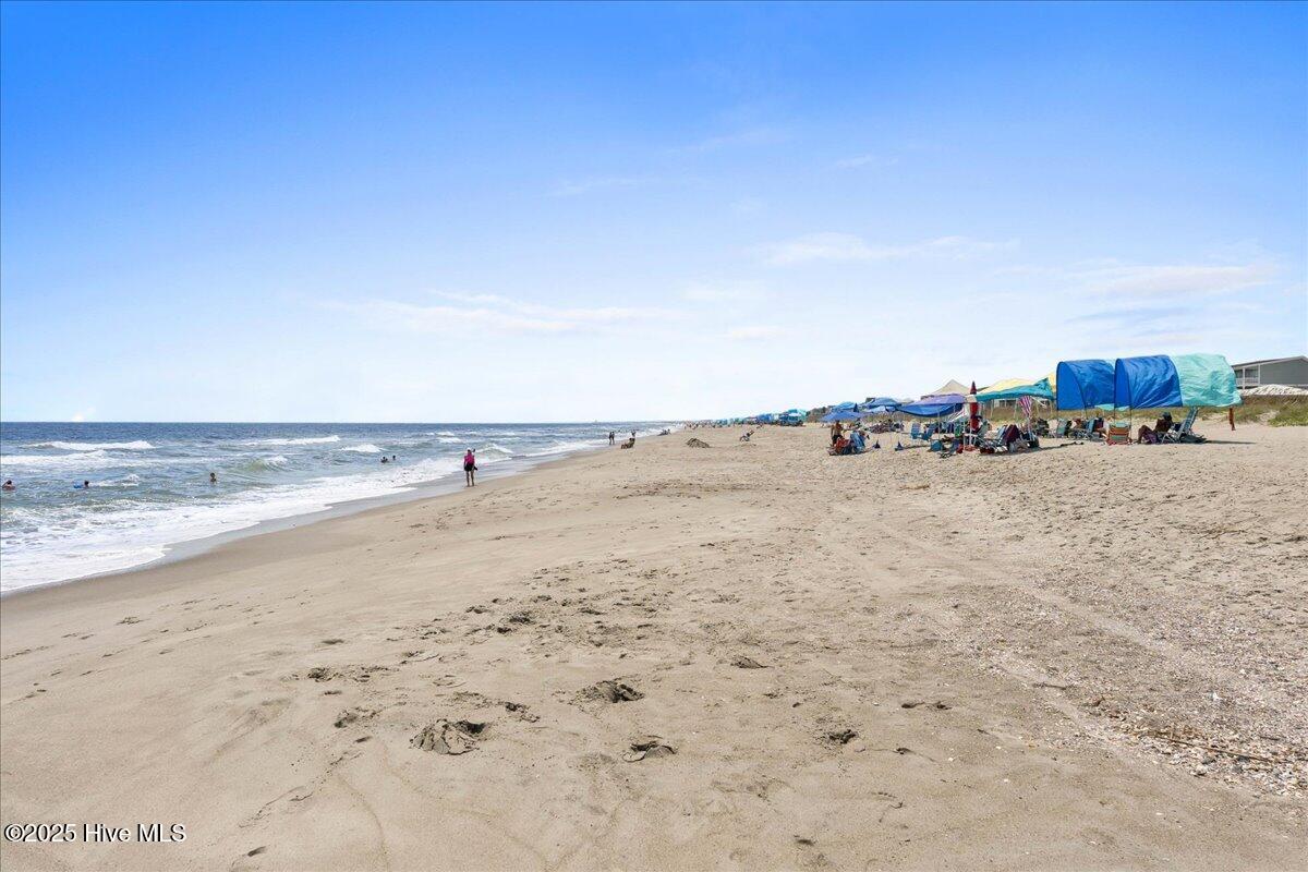 877 Ocean Boulevard W