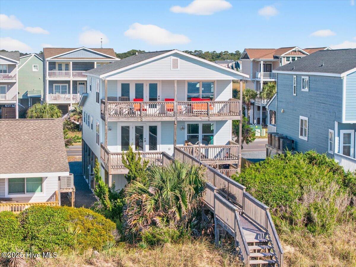 877 Ocean Boulevard W