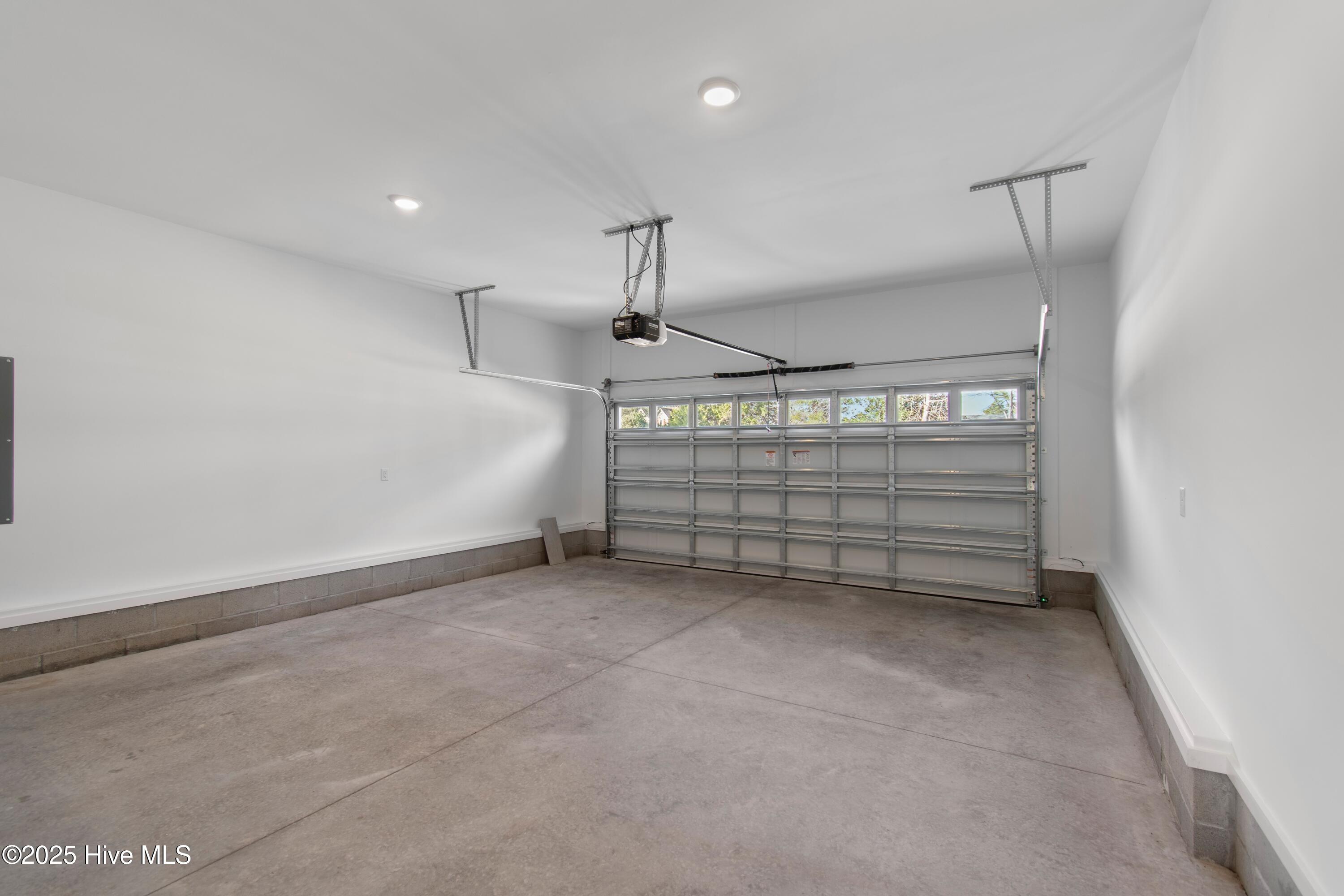 560 Kennedy Circle