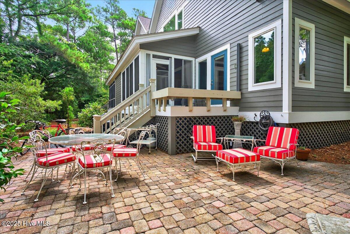 804 Indigo Village Court