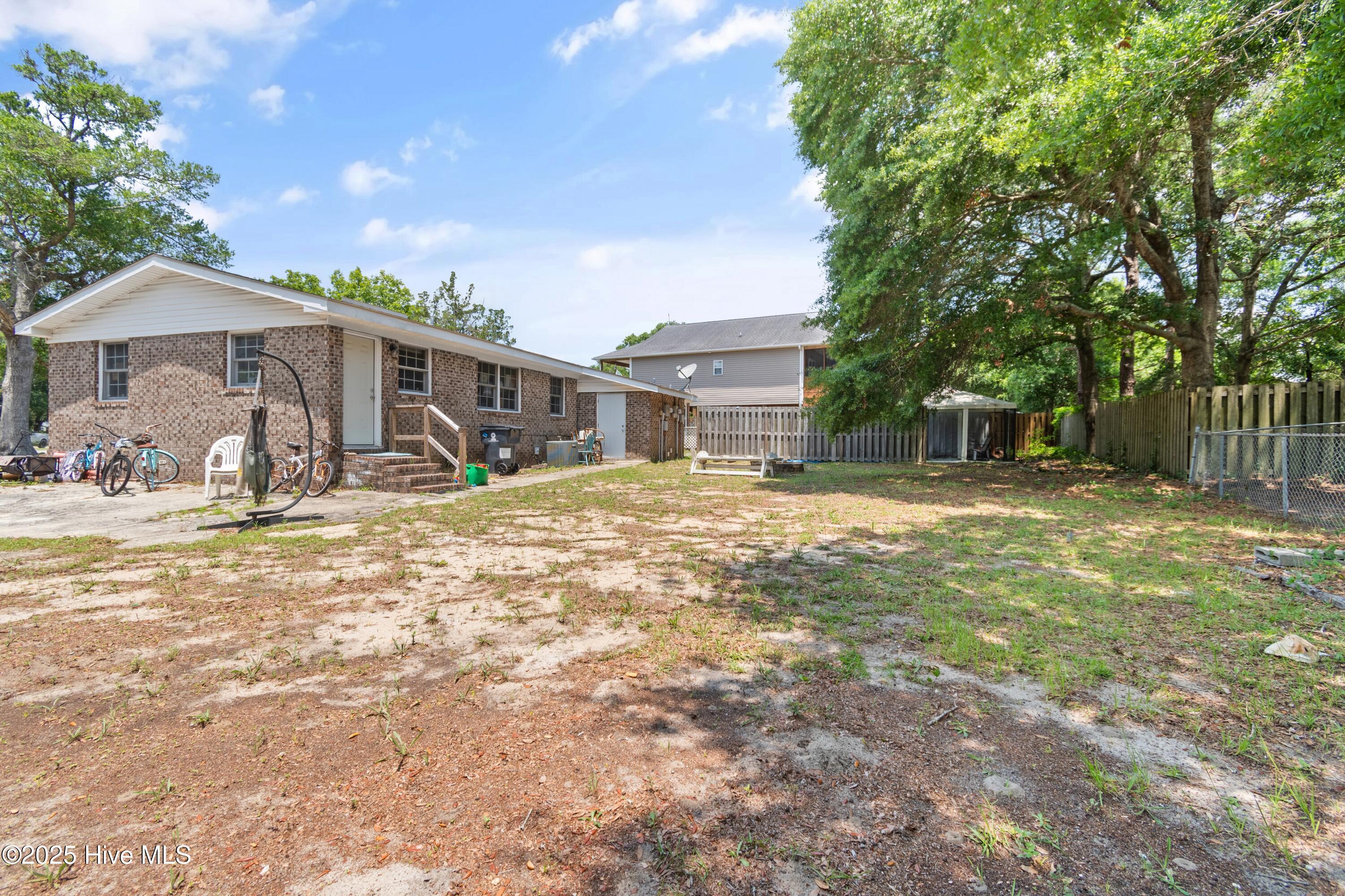 2902 E Oak Island Drive Unit: A&B