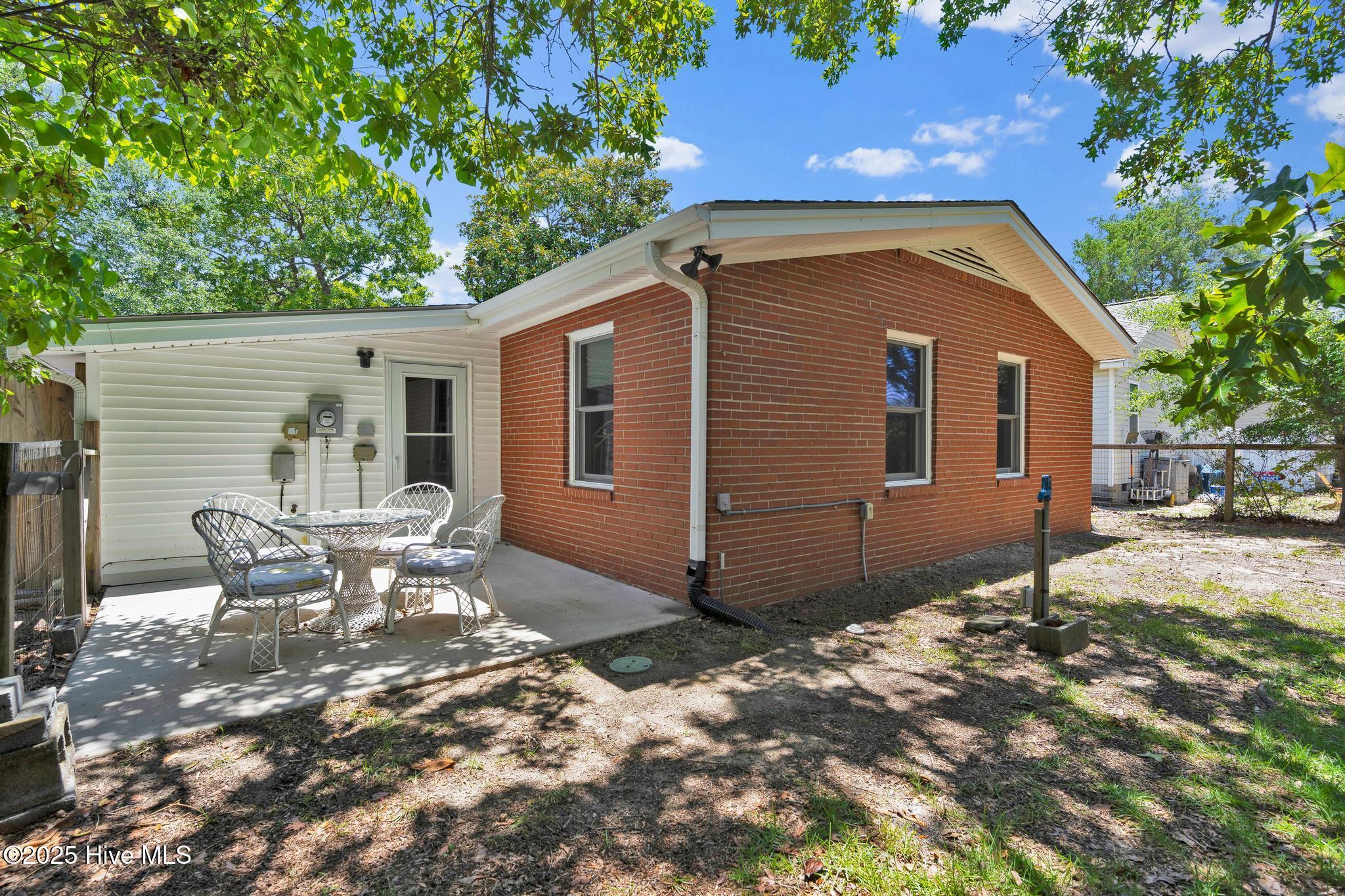 115 NE 9th Street