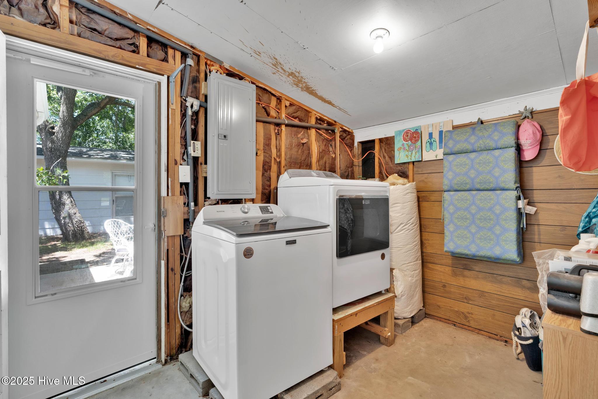 115 NE 9th Street
