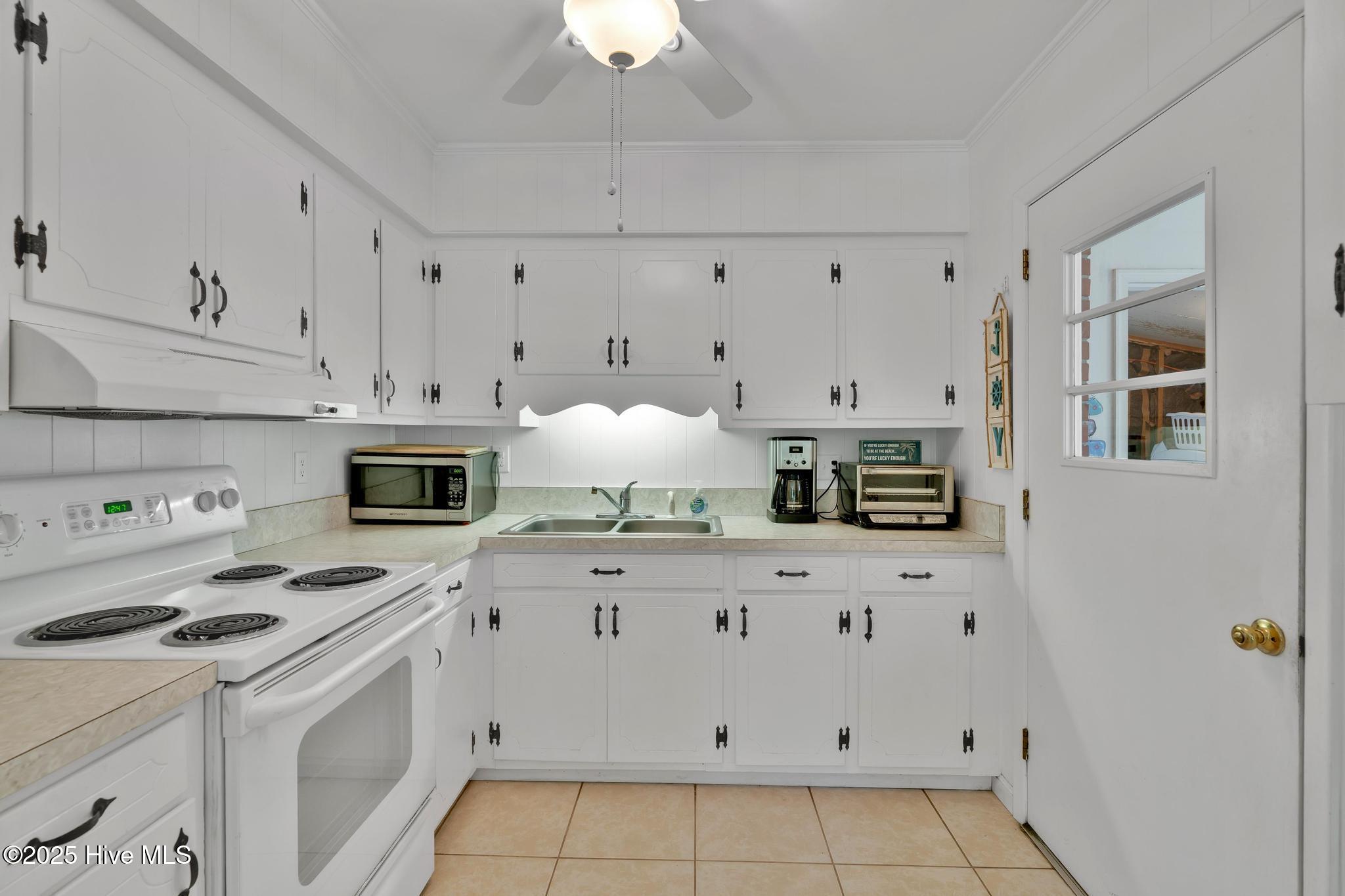 115 NE 9th Street