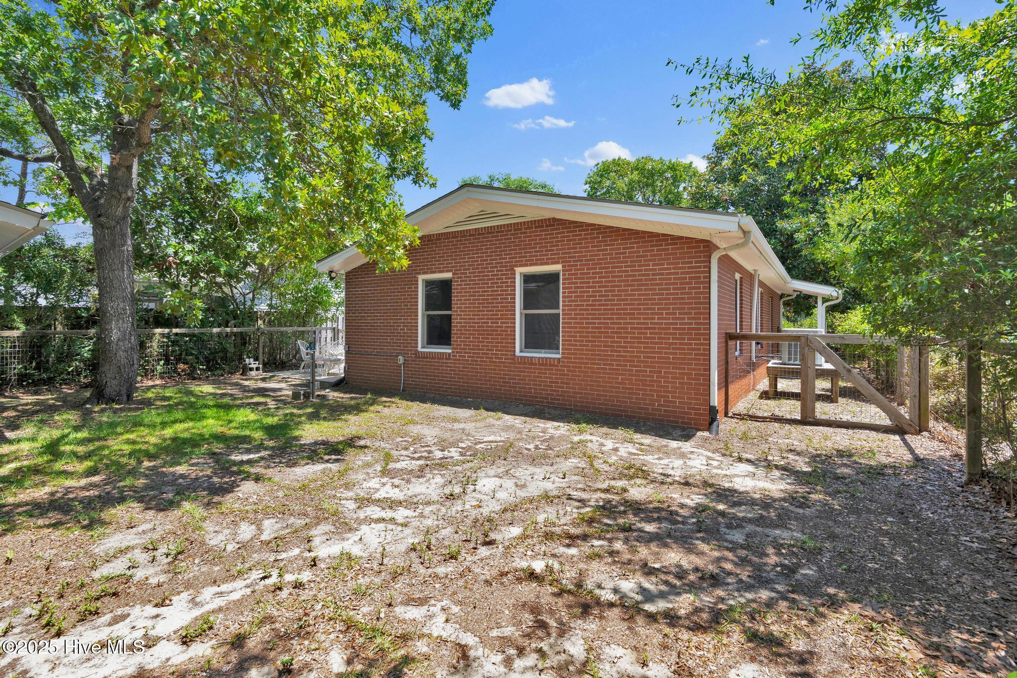115 NE 9th Street