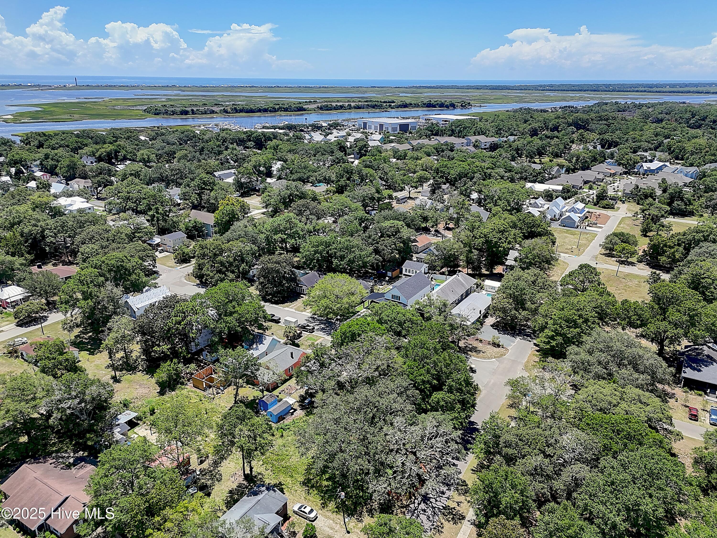 205 W Leonard Street