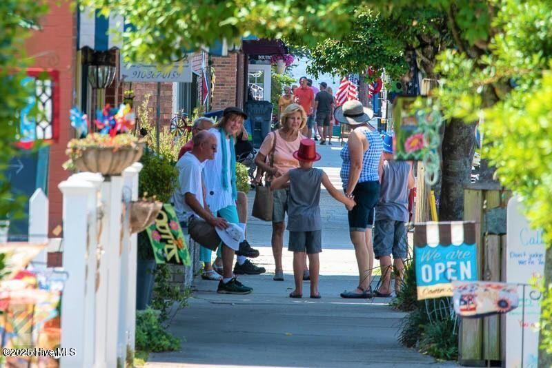 205 W Leonard Street