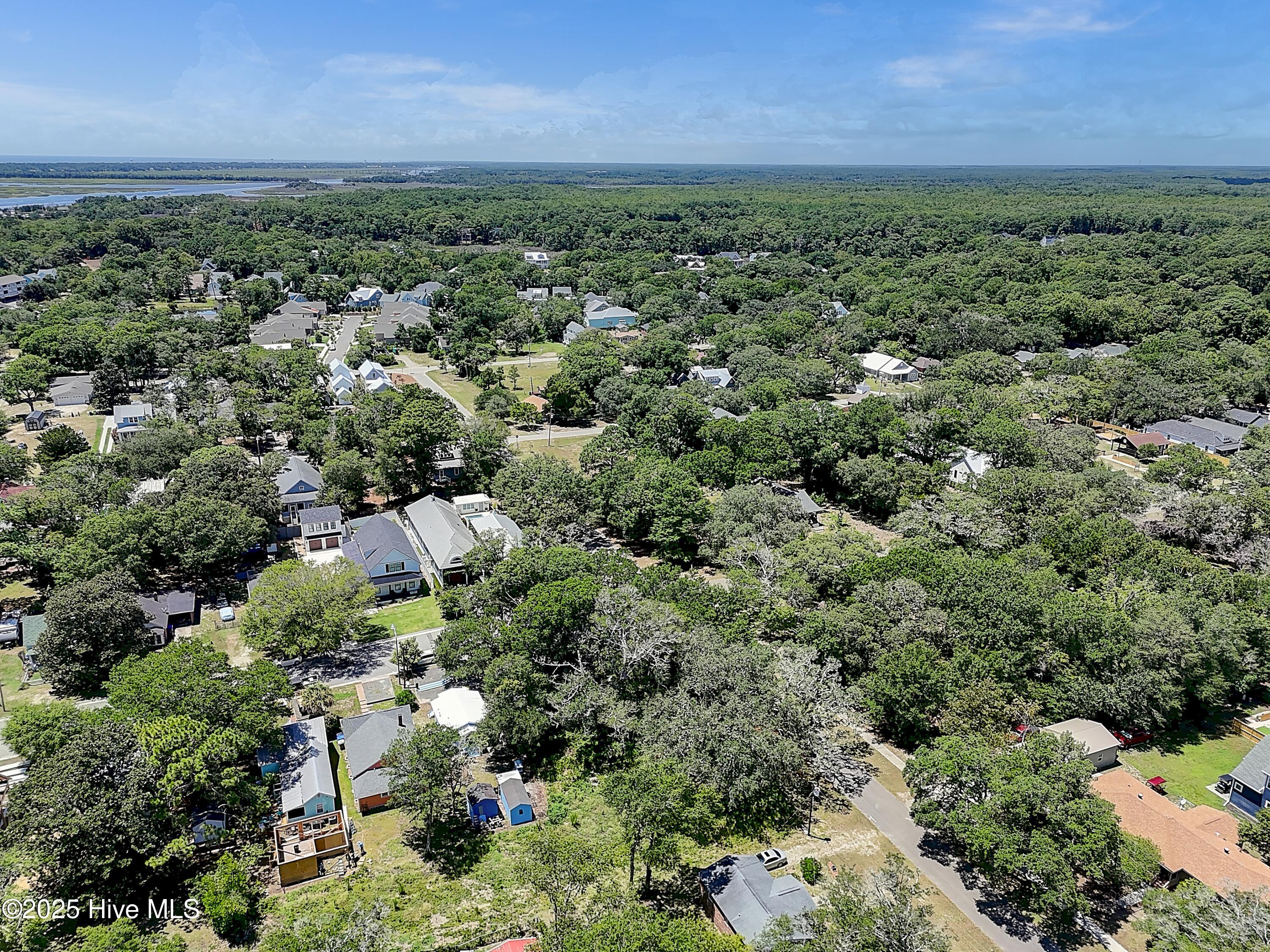 205 W Leonard Street