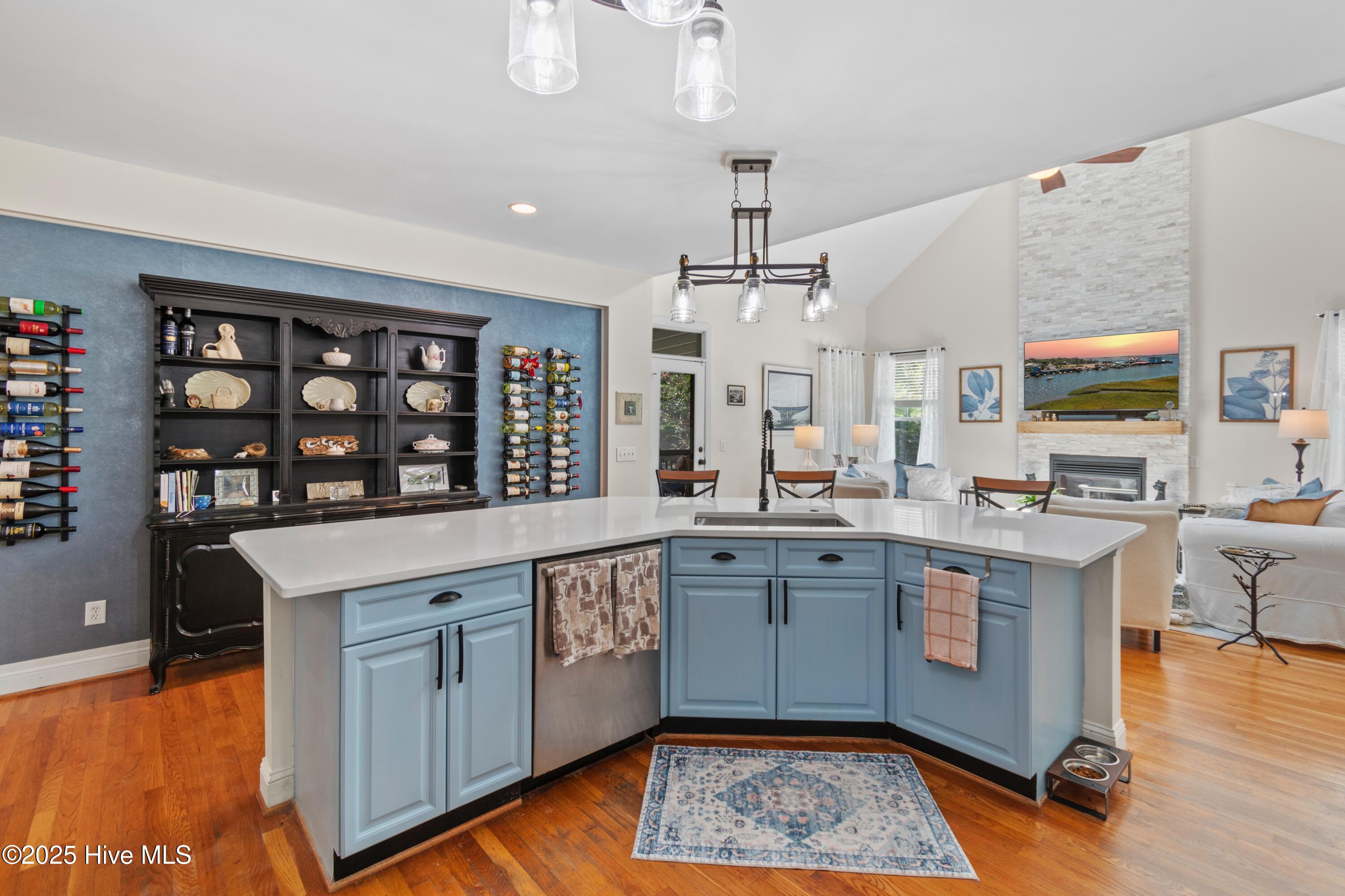 5147 Fernwood Drive