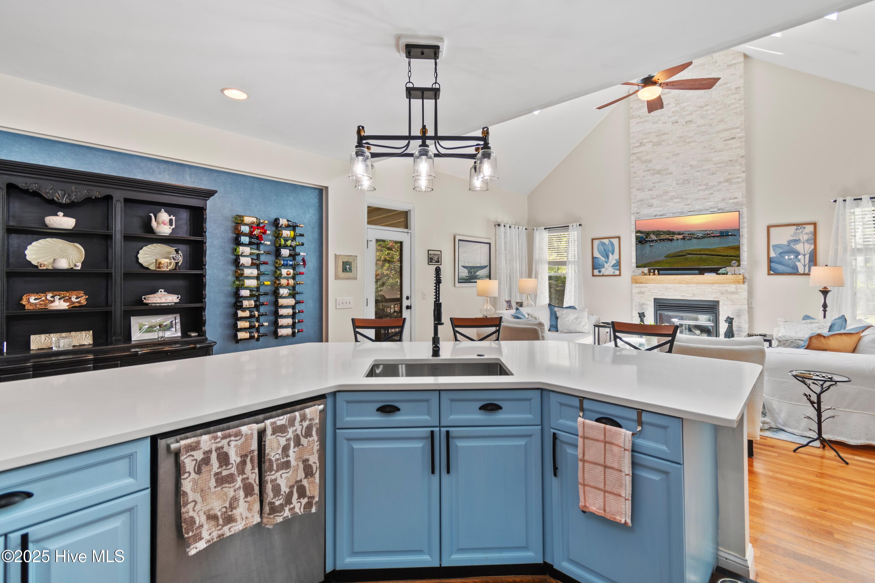 5147 Fernwood Drive