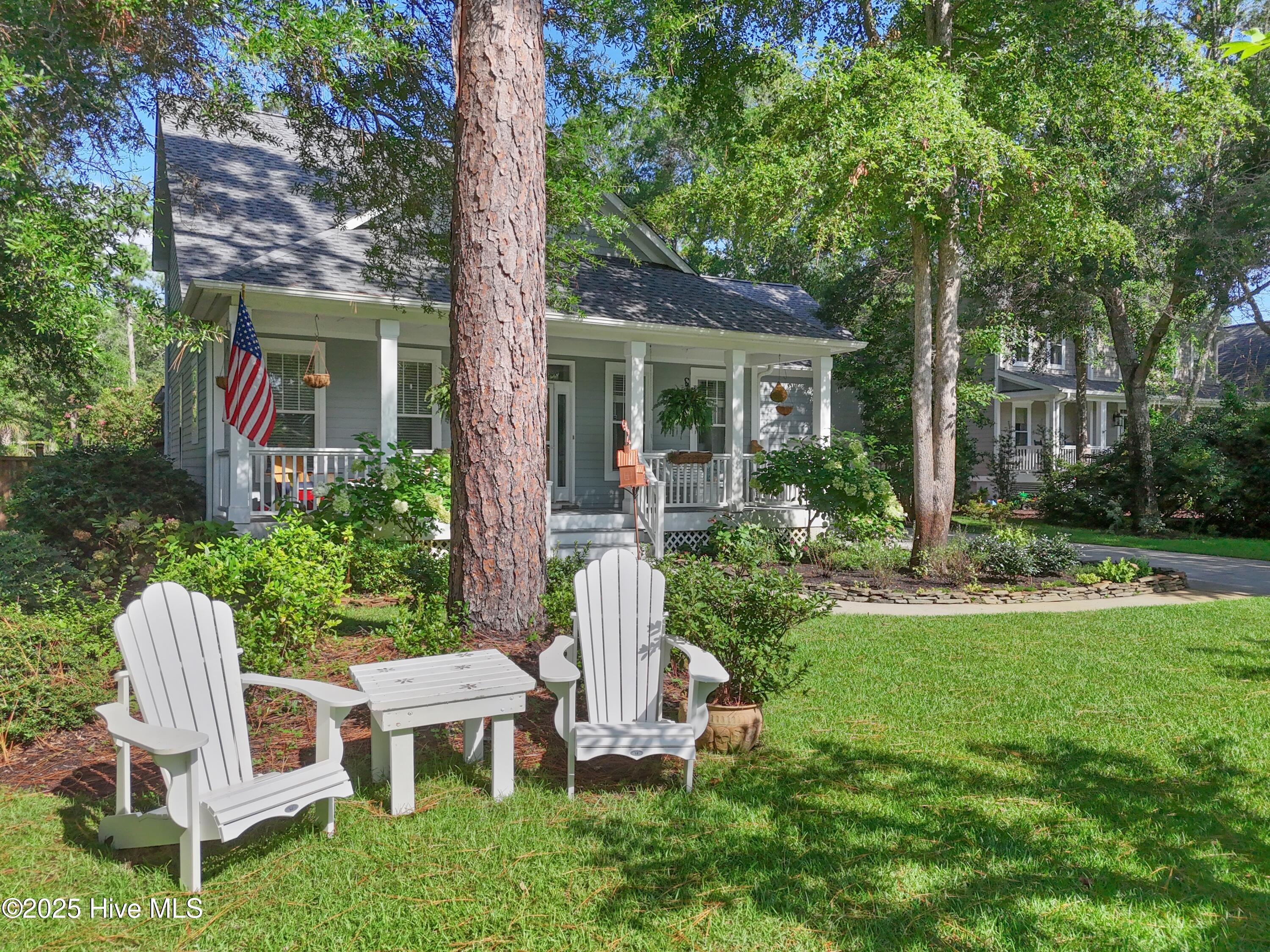 5147 Fernwood Drive