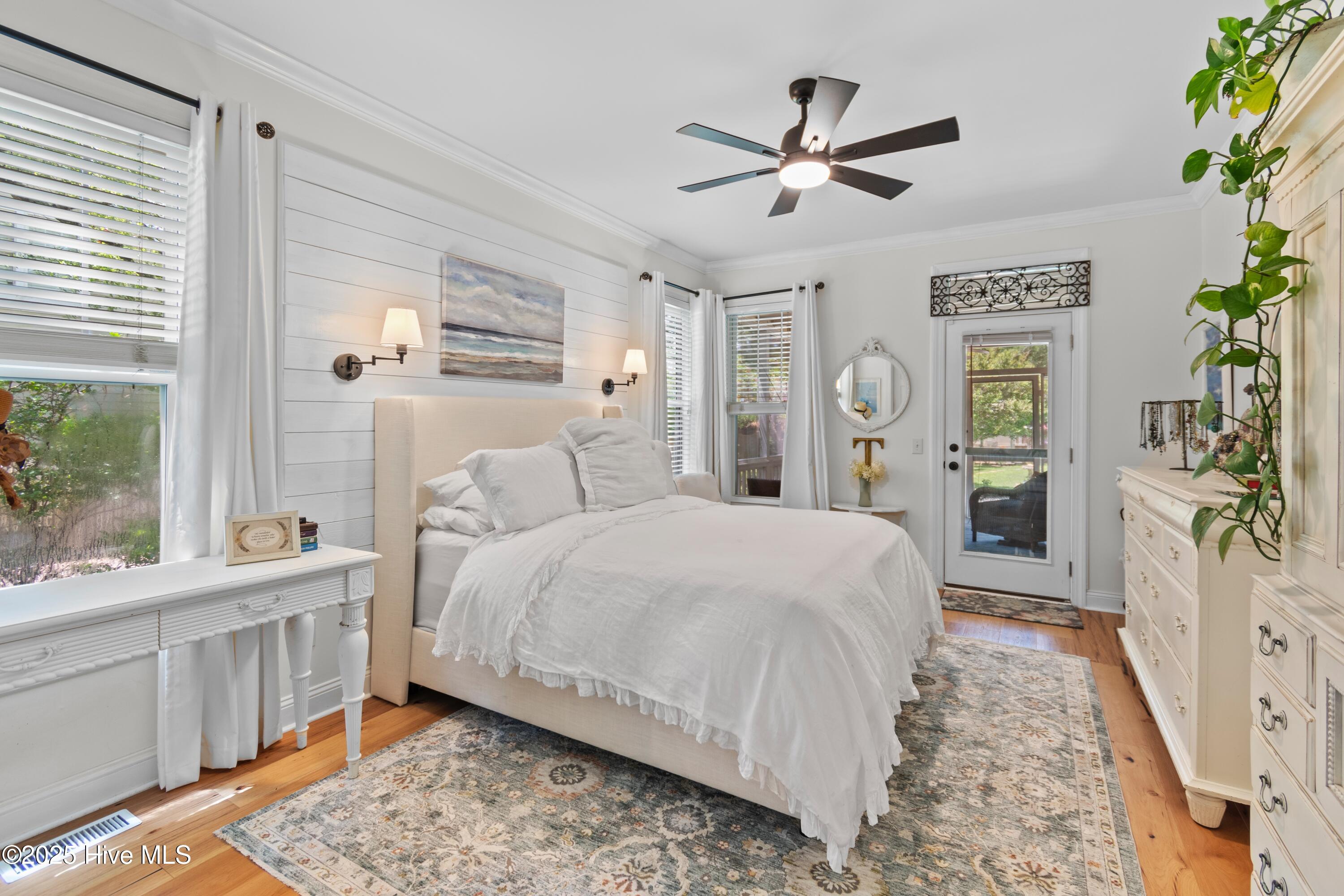 5147 Fernwood Drive