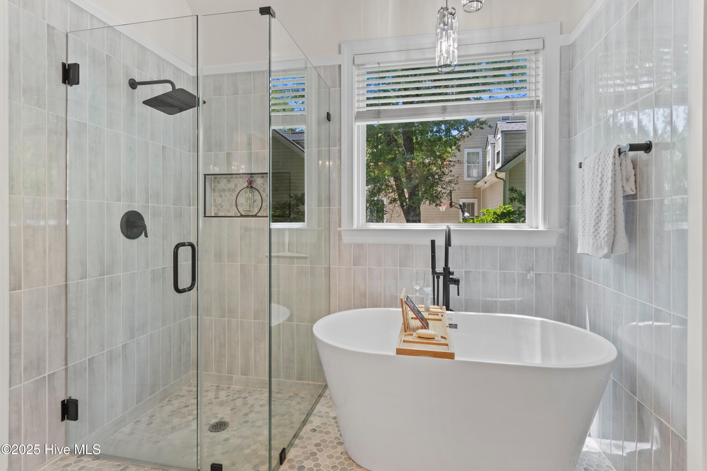 5147 Fernwood Drive
