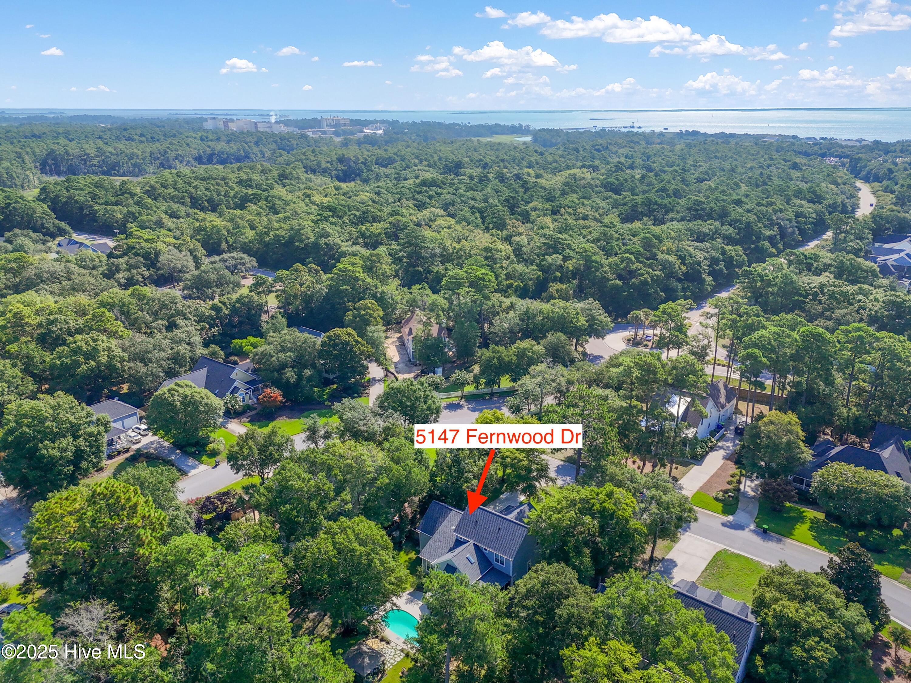 5147 Fernwood Drive