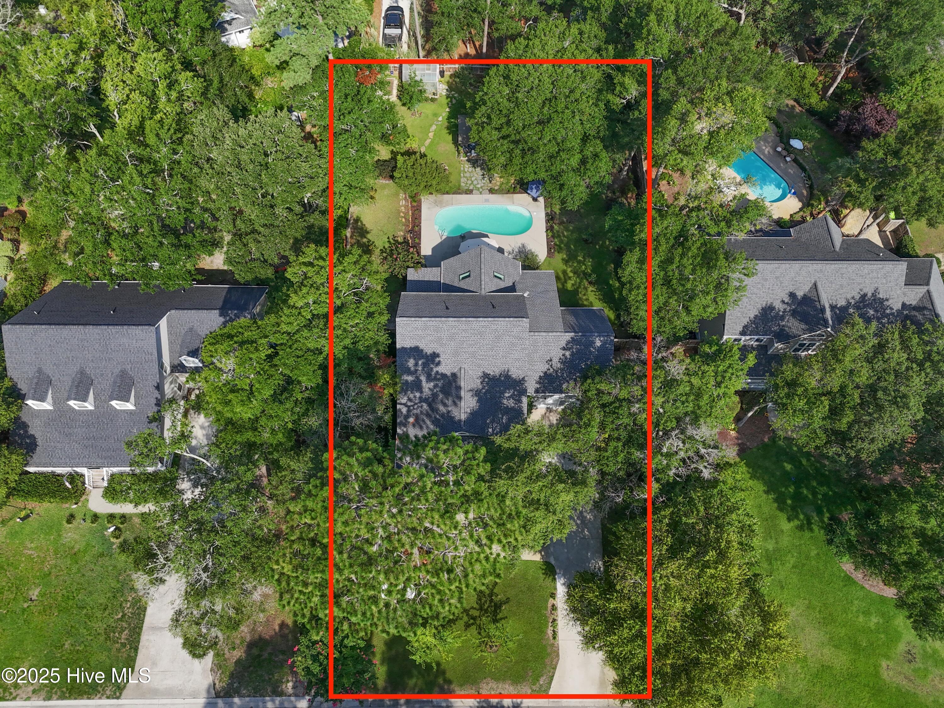 5147 Fernwood Drive