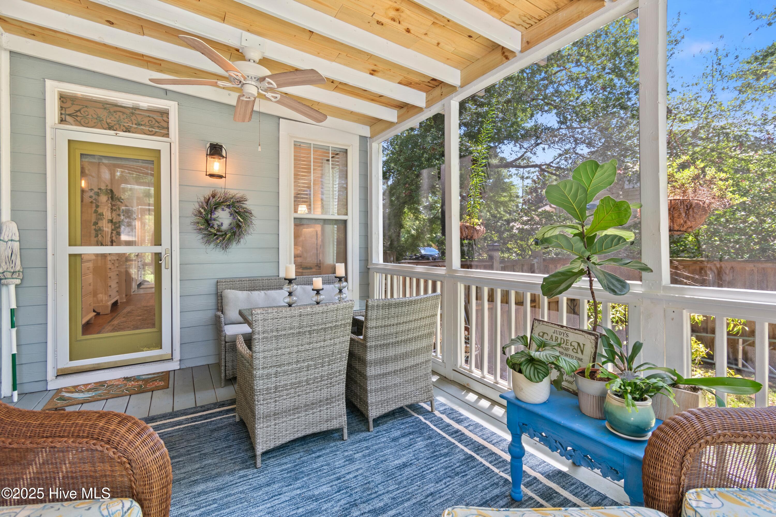 5147 Fernwood Drive