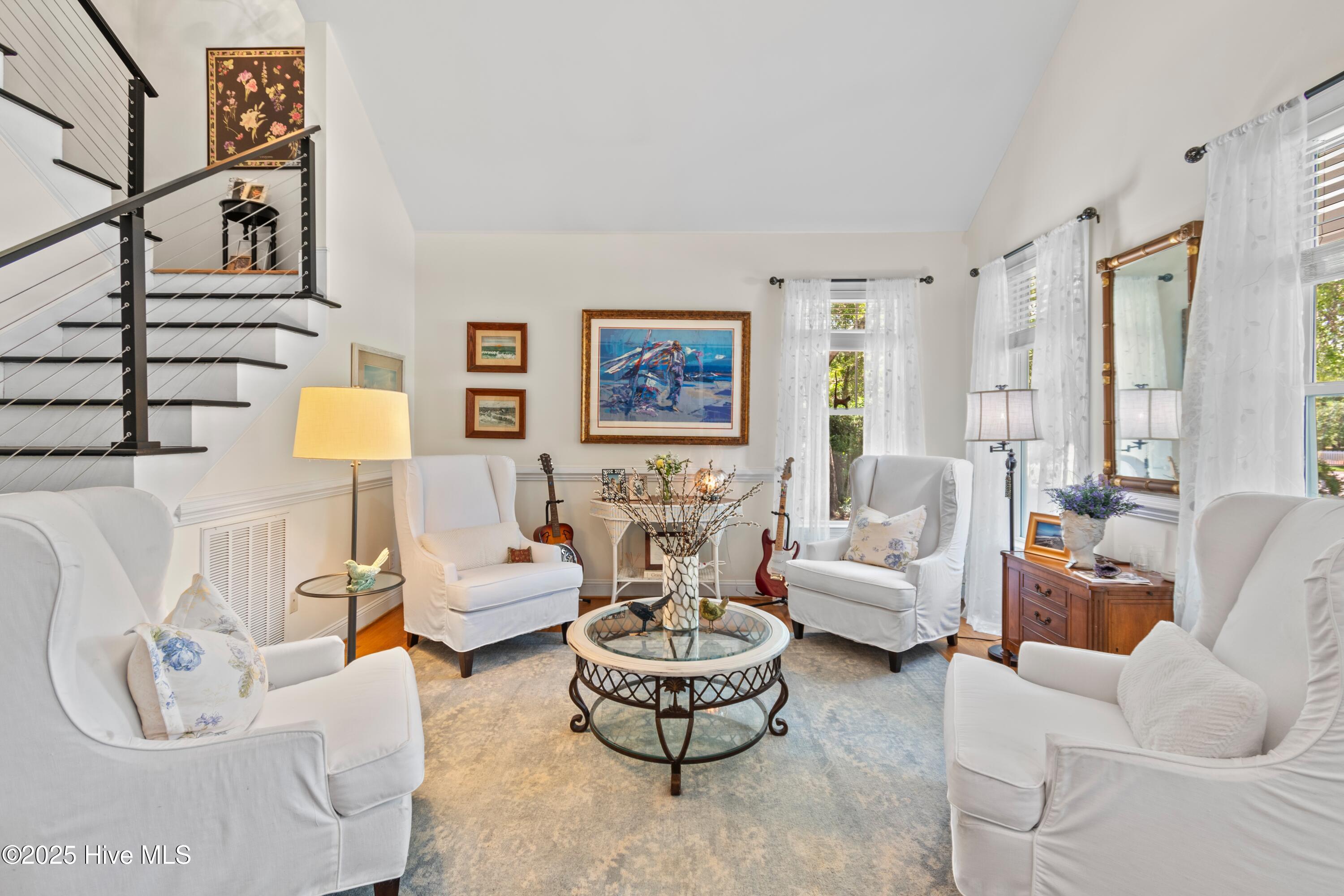 5147 Fernwood Drive
