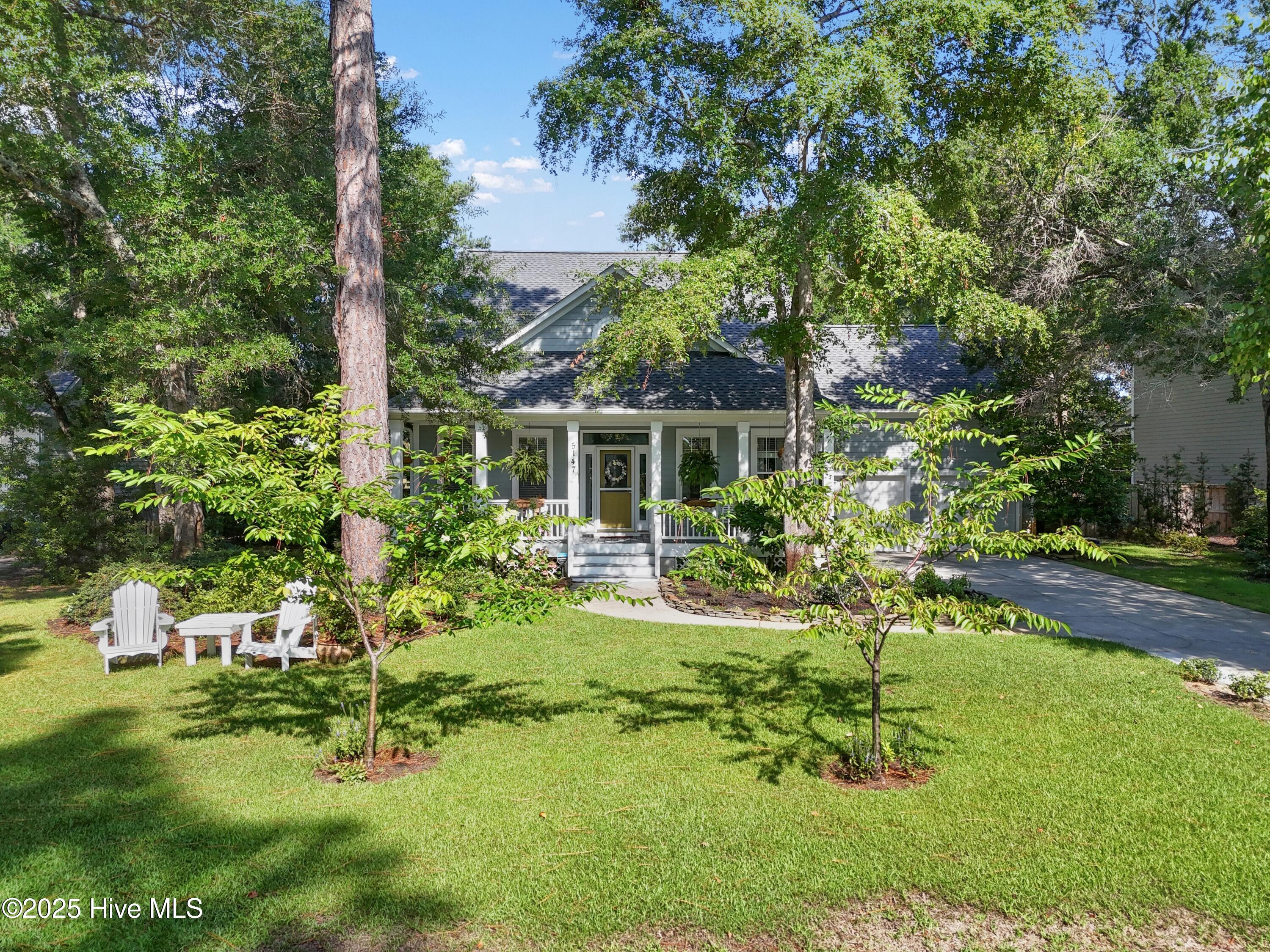 5147 Fernwood Drive