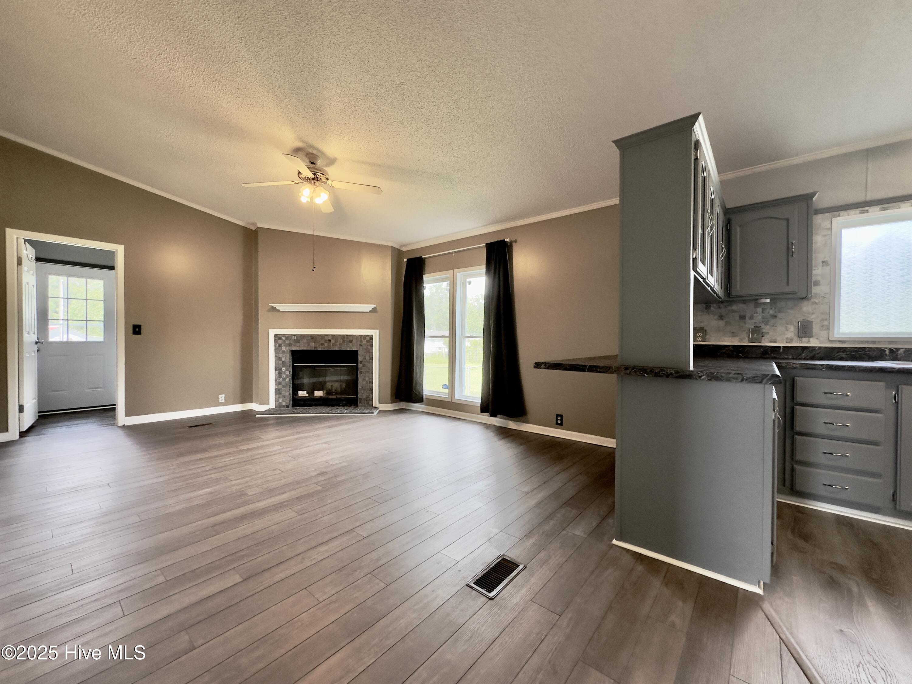 265 Colonial Landing Road SE