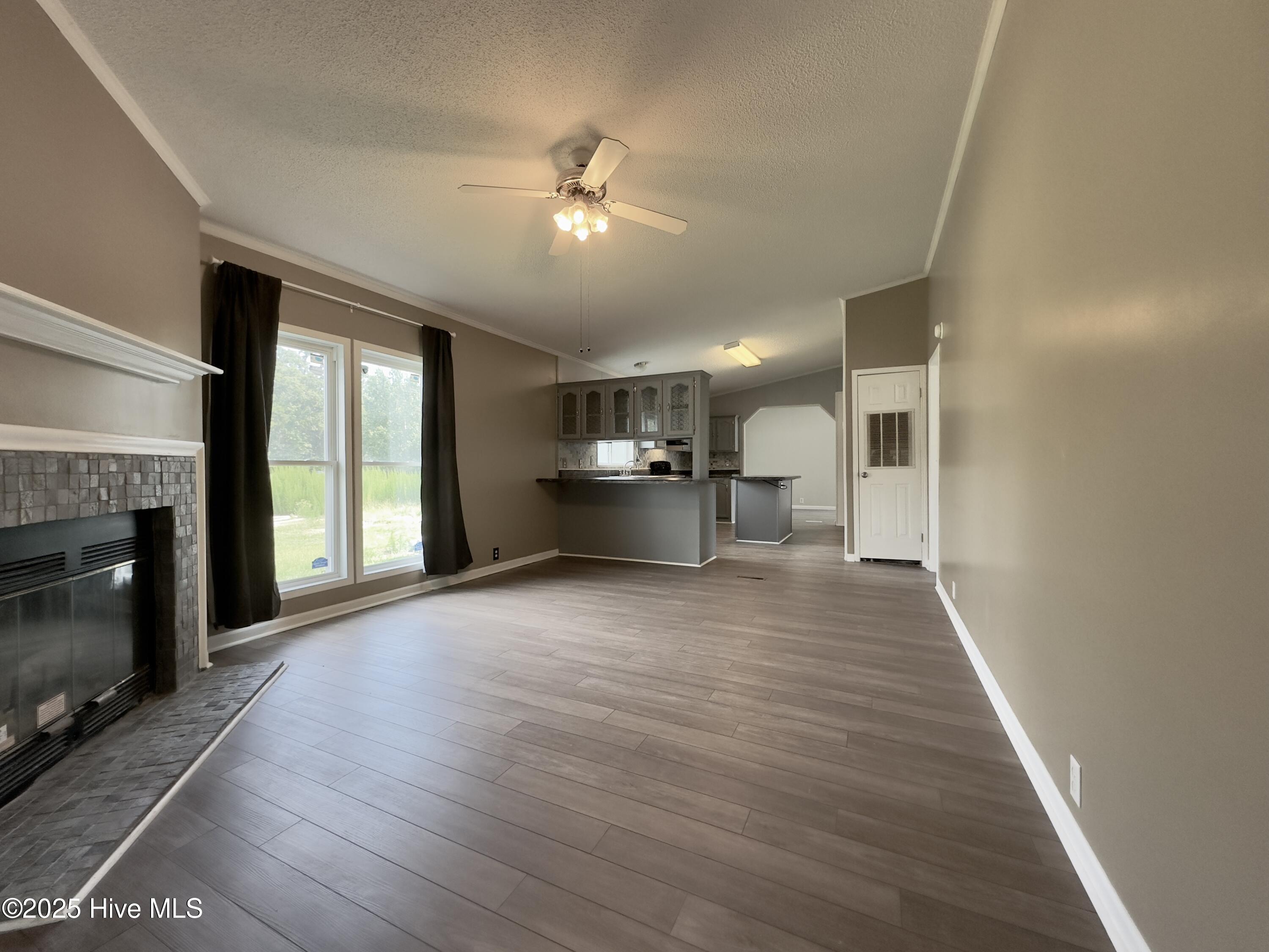 265 Colonial Landing Road SE