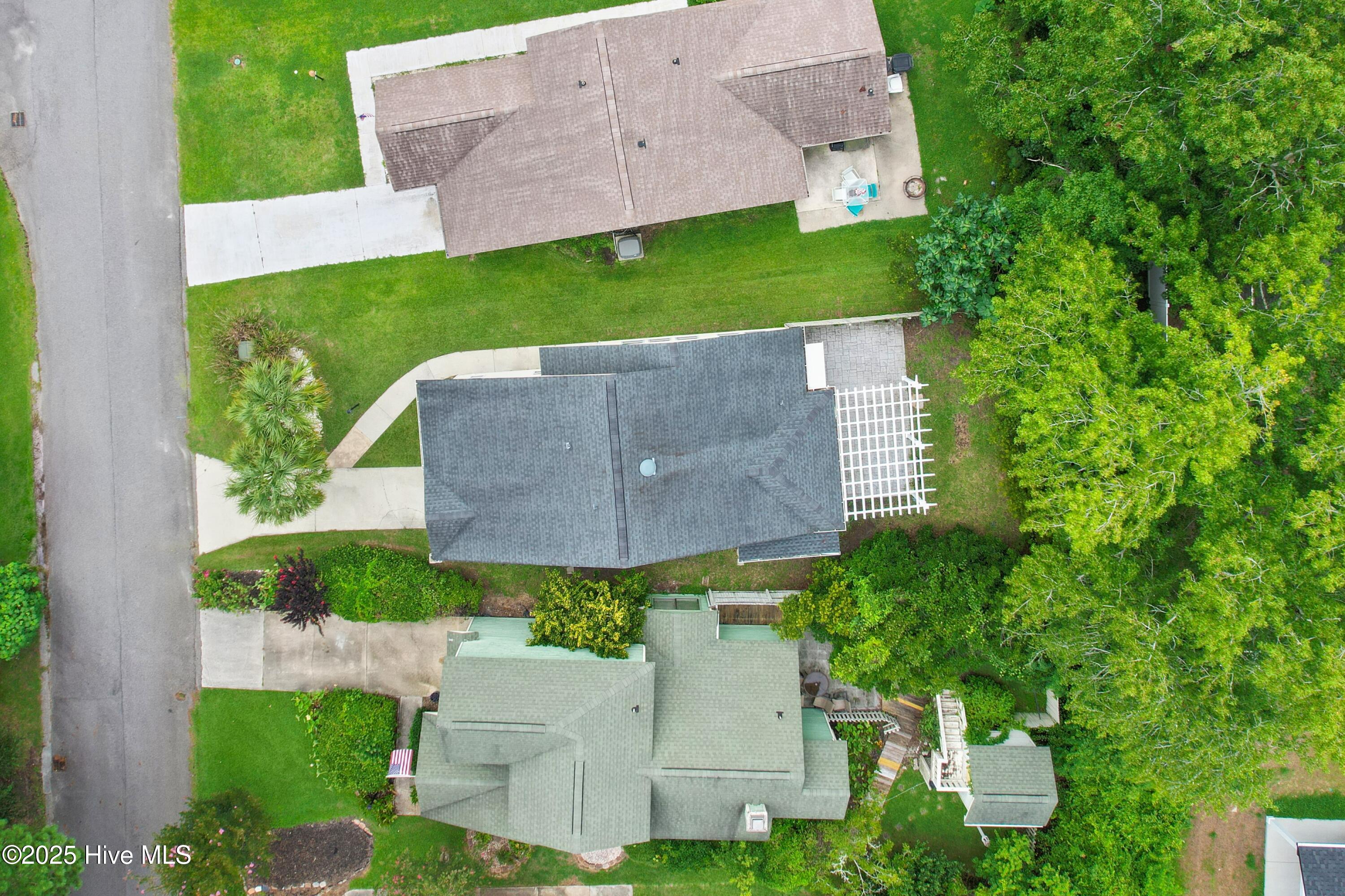 1047 Valley Drive