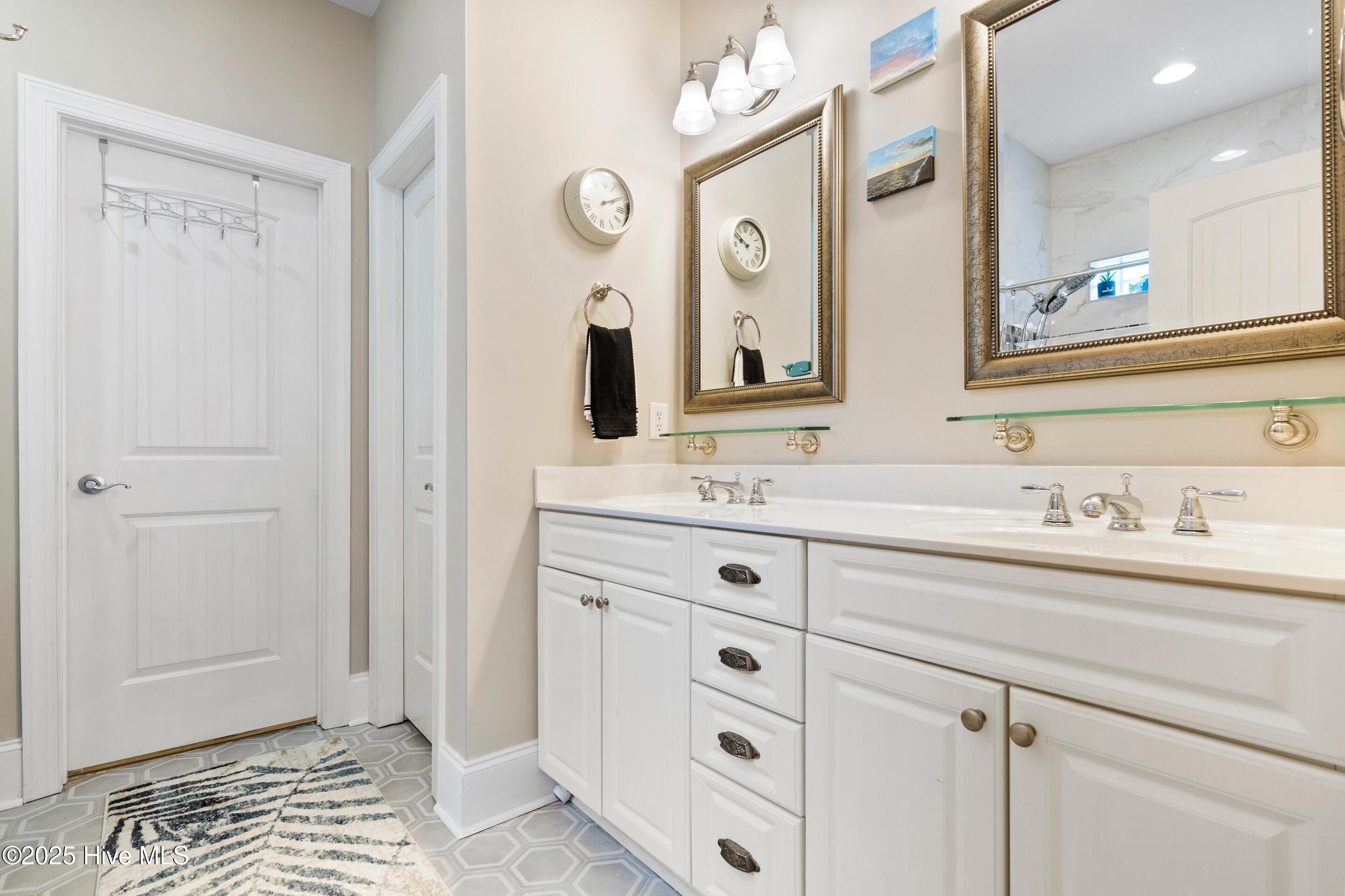 3905 Meeting Place Lane