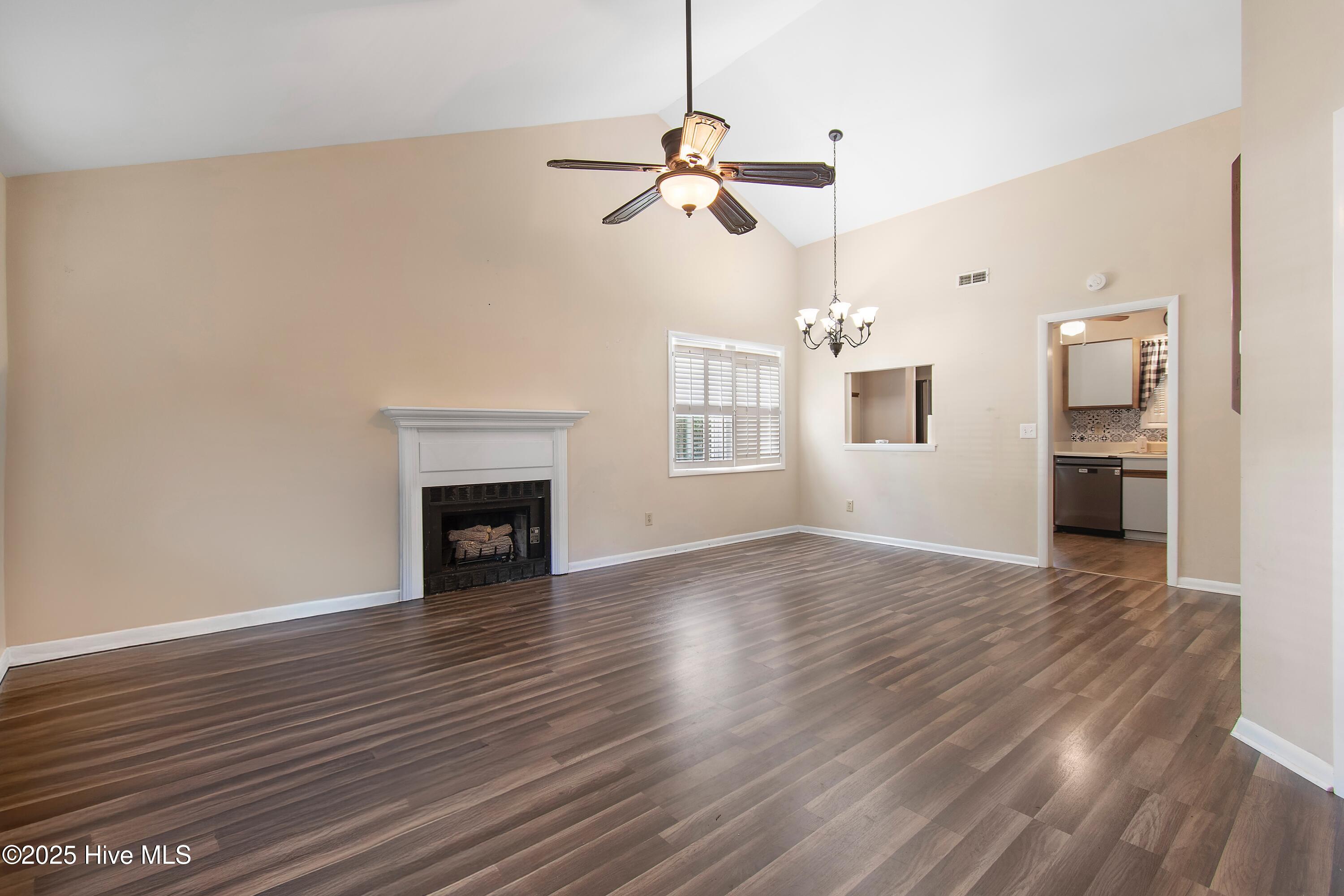 206 NE 45th Street