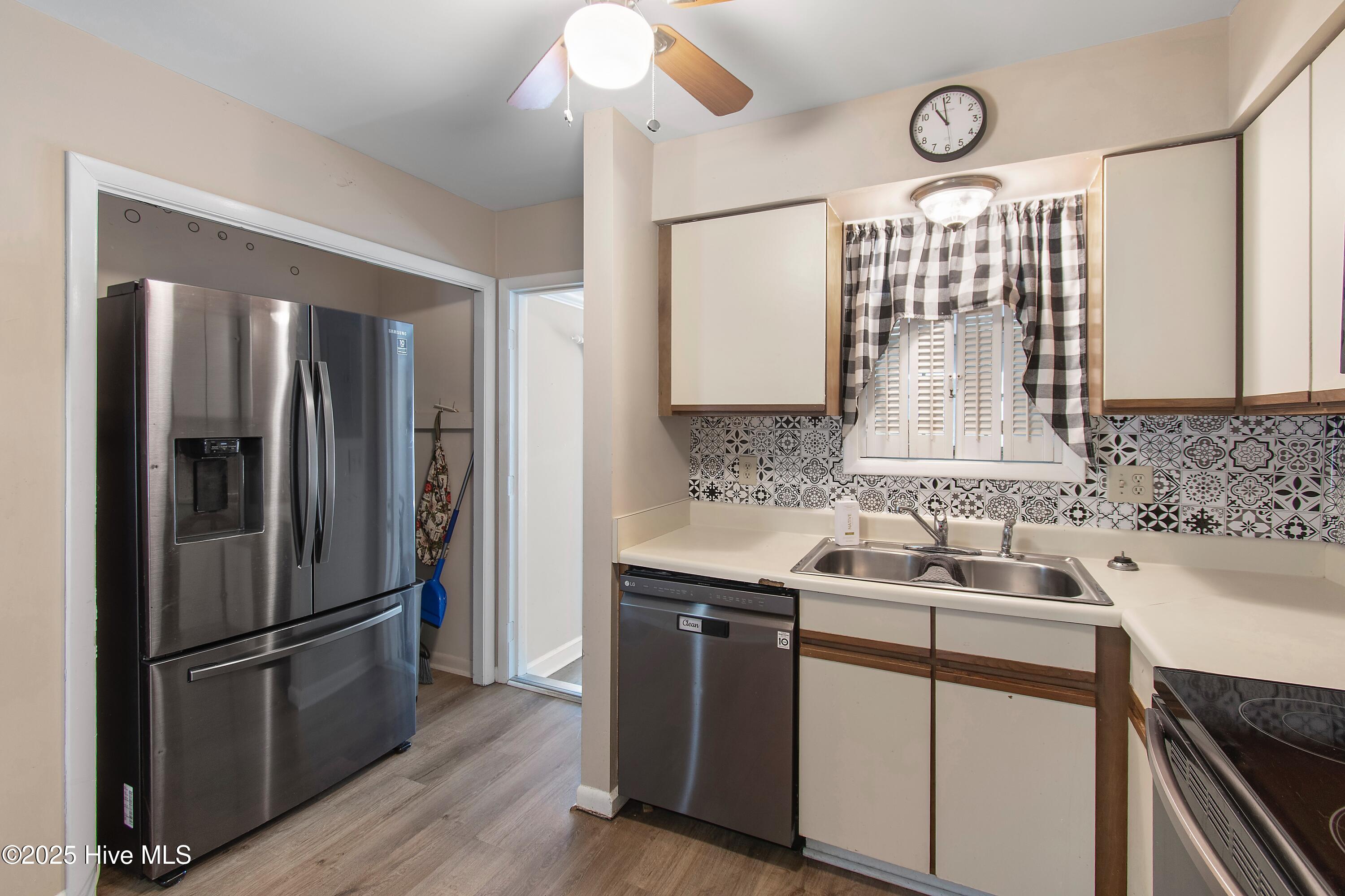 206 NE 45th Street