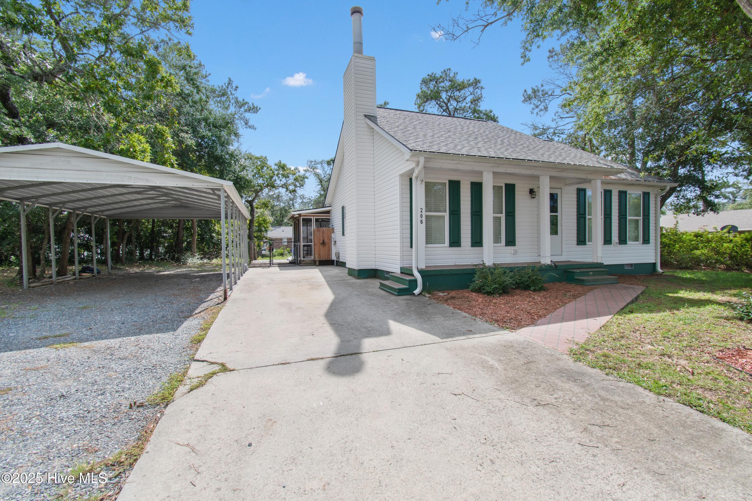 206 NE 45th Street