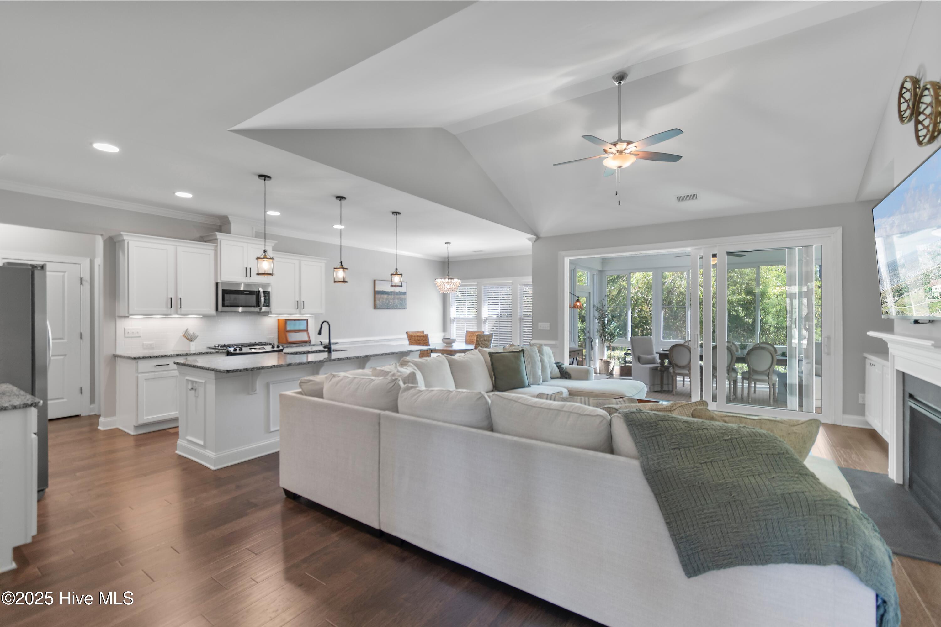 4433 Devonswood Drive