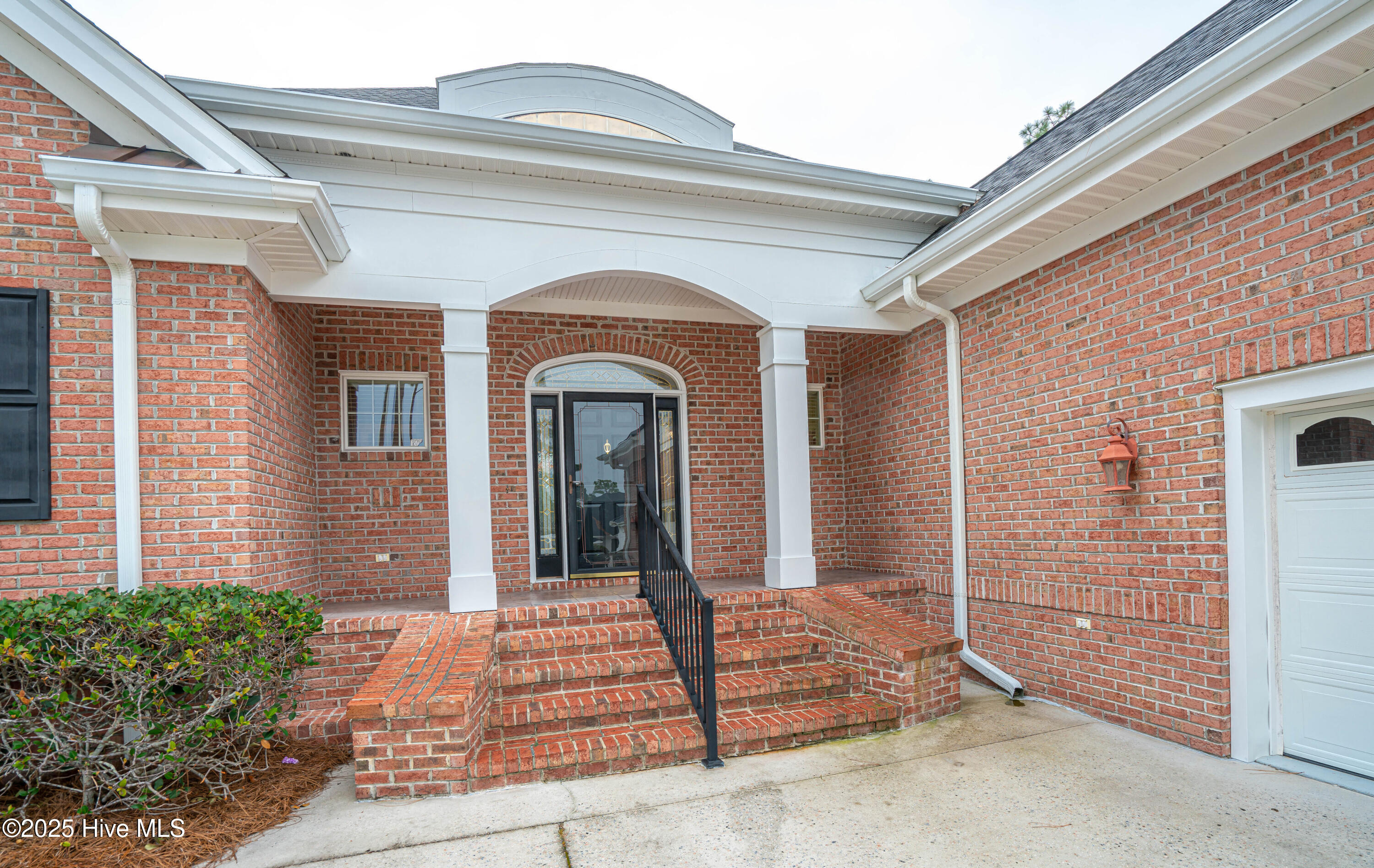 534 Avalon Place SW