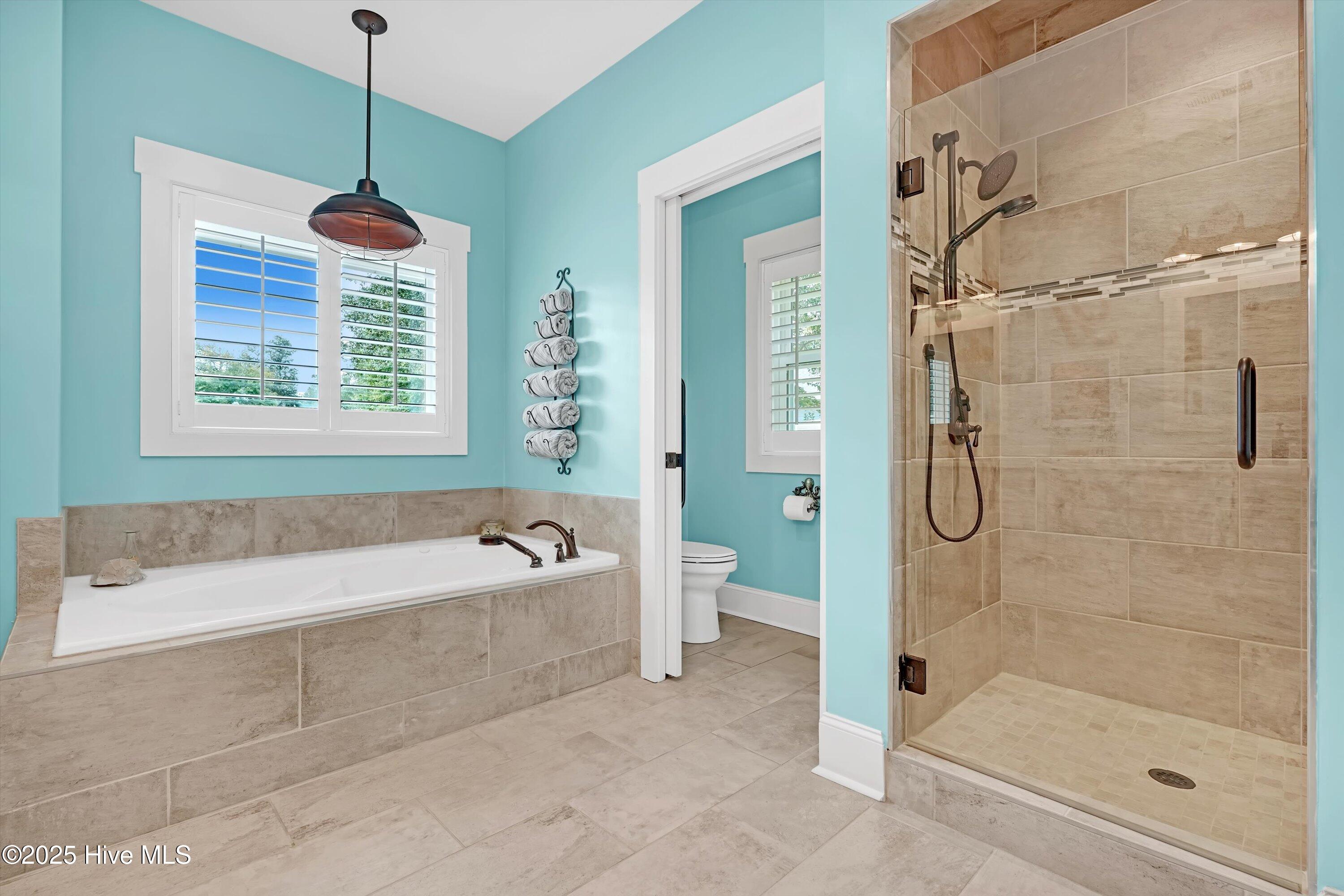 6177 Compass Court, Southport